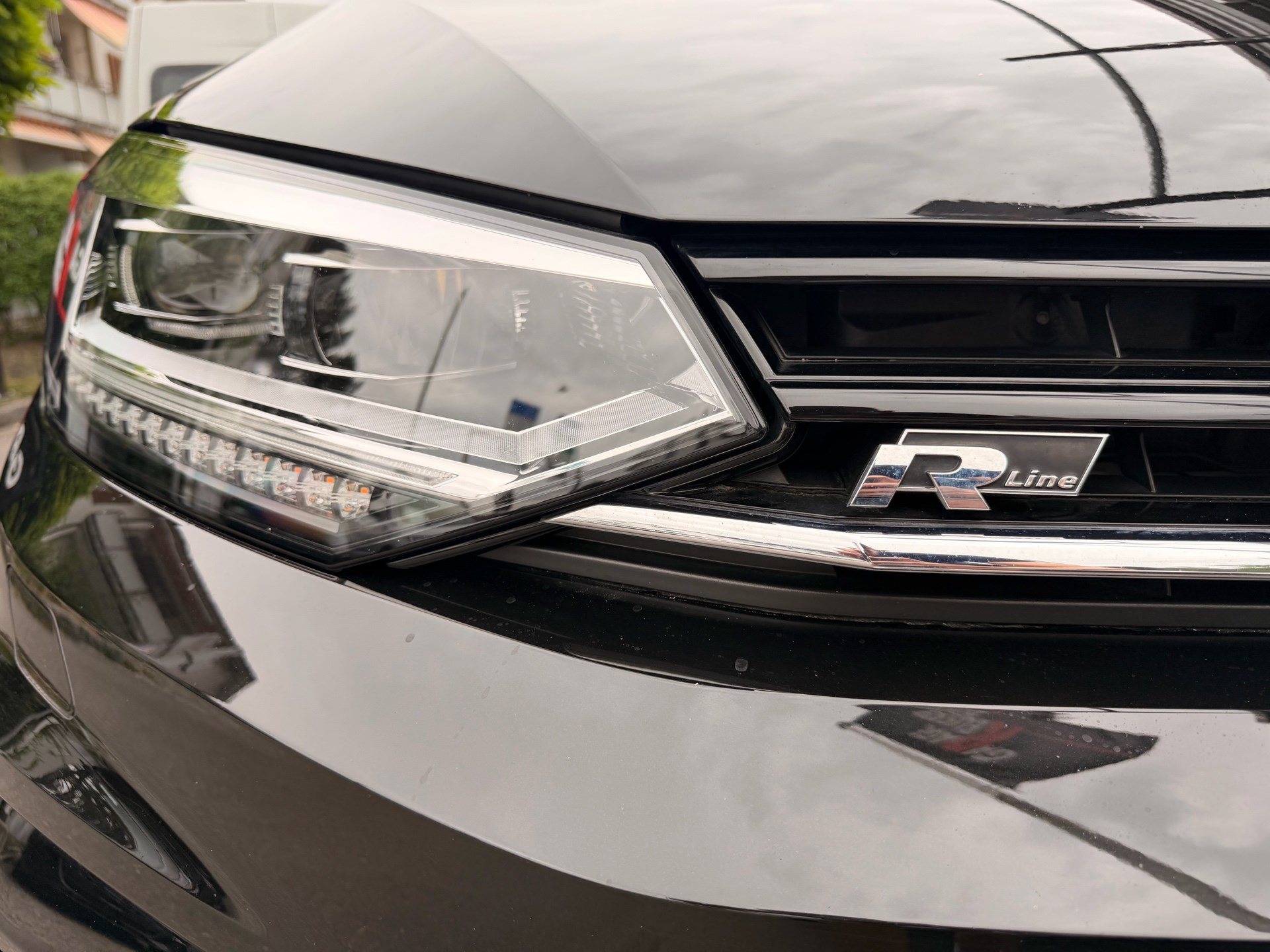 VW Touran 1.5 TSI Highline R-LINE *** TOP AUSSTATTUNG ***-image-6