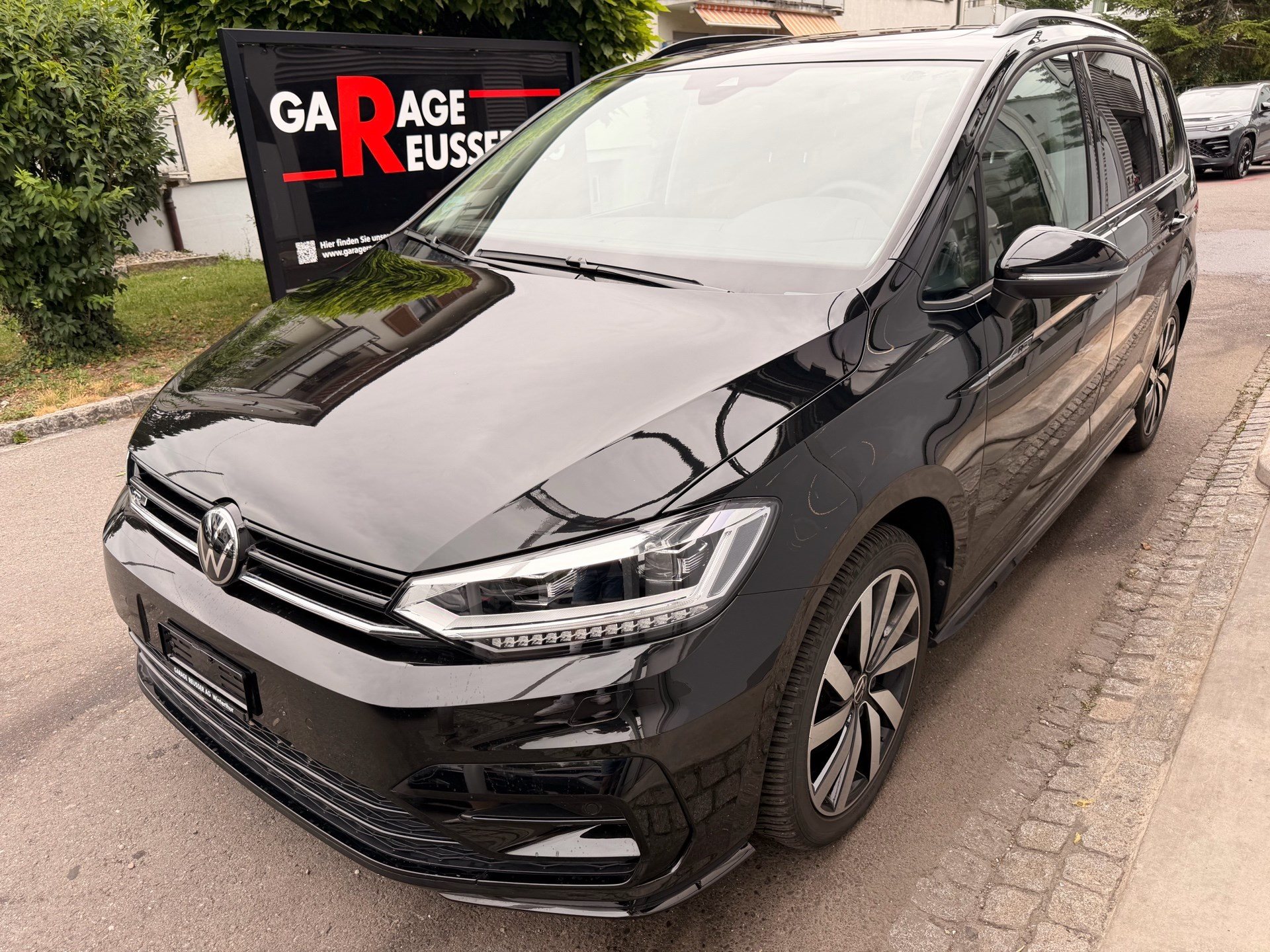 VW Touran 1.5 TSI Highline R-LINE *** TOP AUSSTATTUNG ***