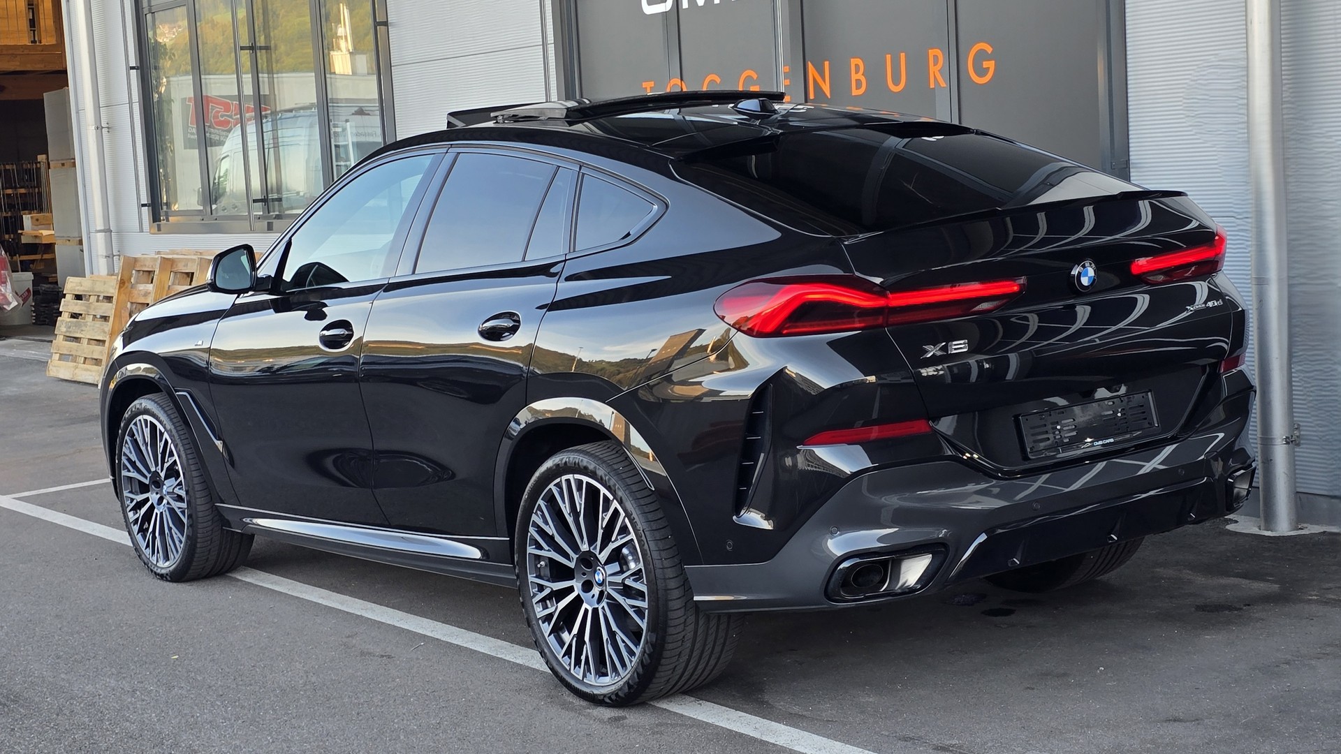 BMW X6 xDrive 48V 40d M Sport Pro Steptronic-showroom-element-3