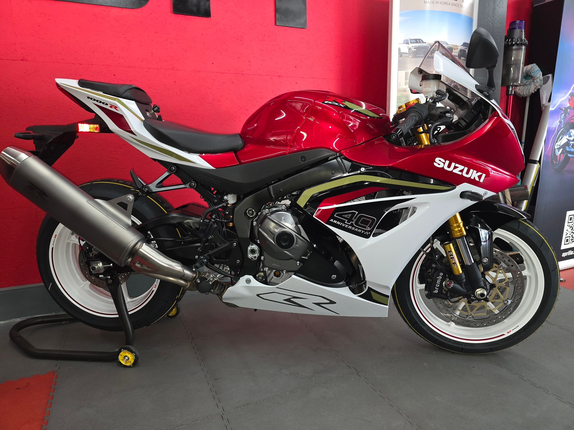 SUZUKI 40 ème anniversaire versoi RR-image-0