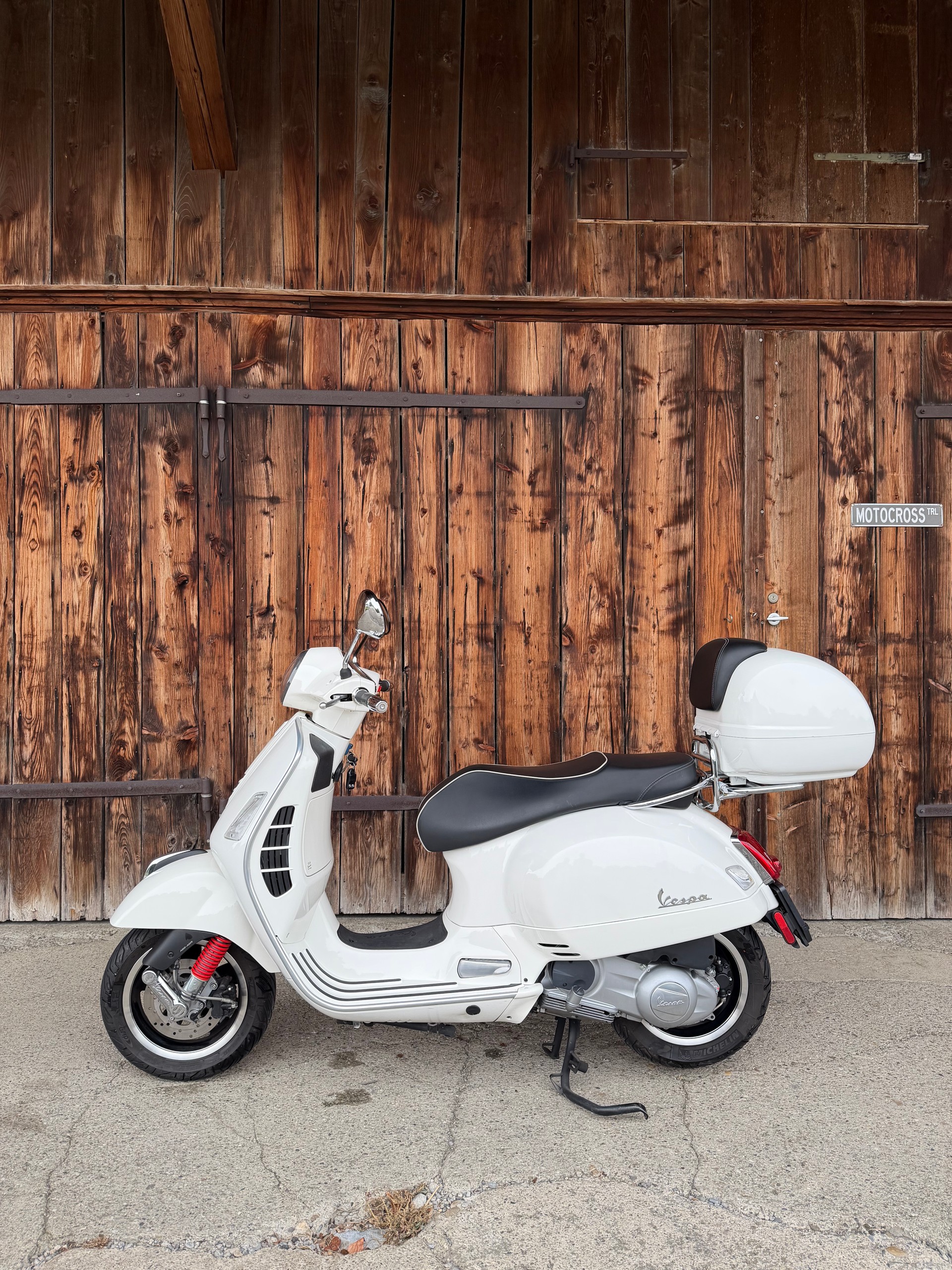 PIAGGIO Vespa GTS Super 300-image-0