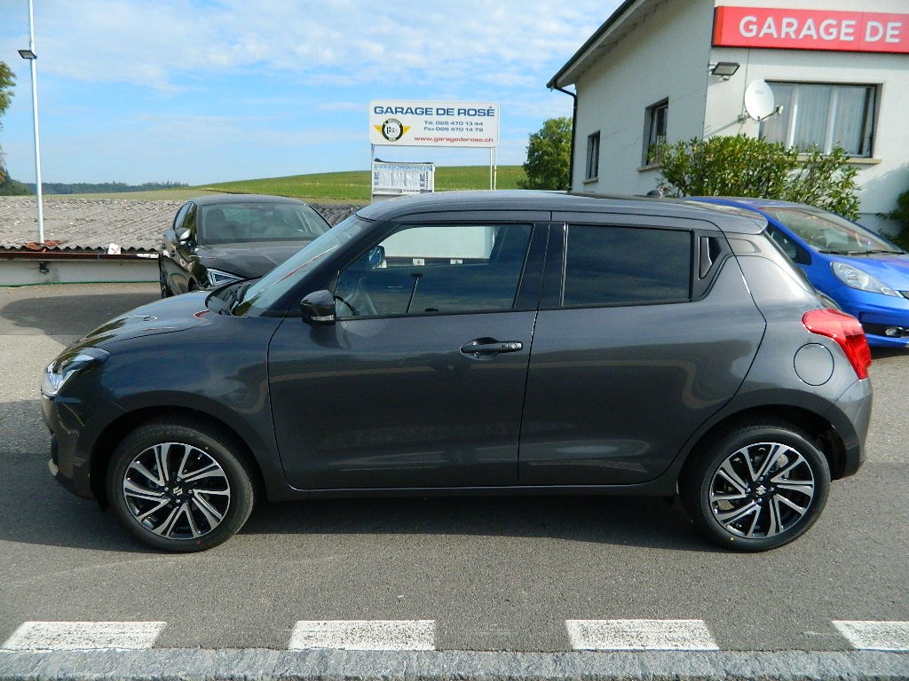SUZUKI Swift 1.2 Compact Top 4x4 Hybrid-image-1