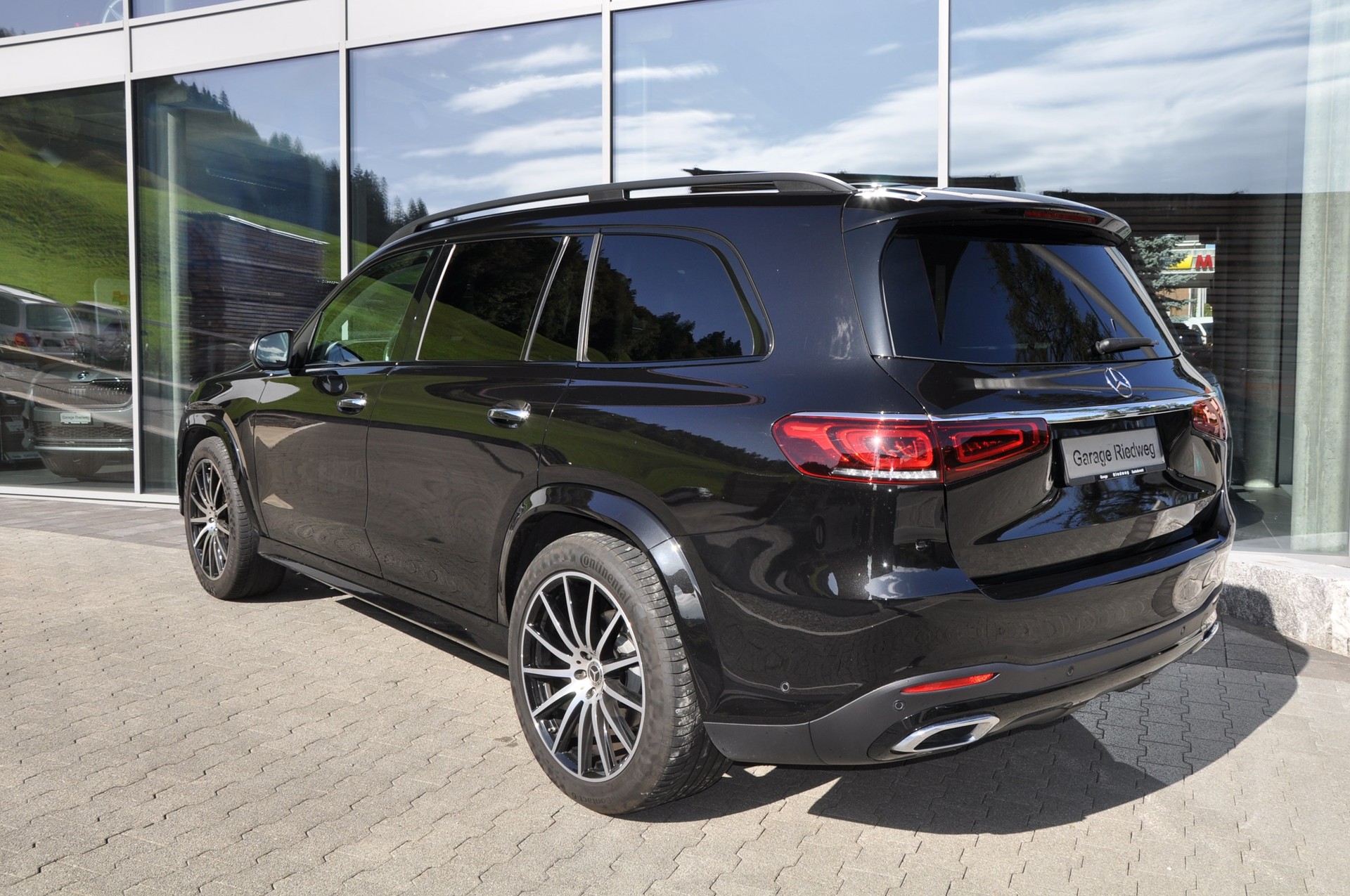MERCEDES-BENZ GLS 400 d 4Matic AMG Line 9G-Tronic-image-6