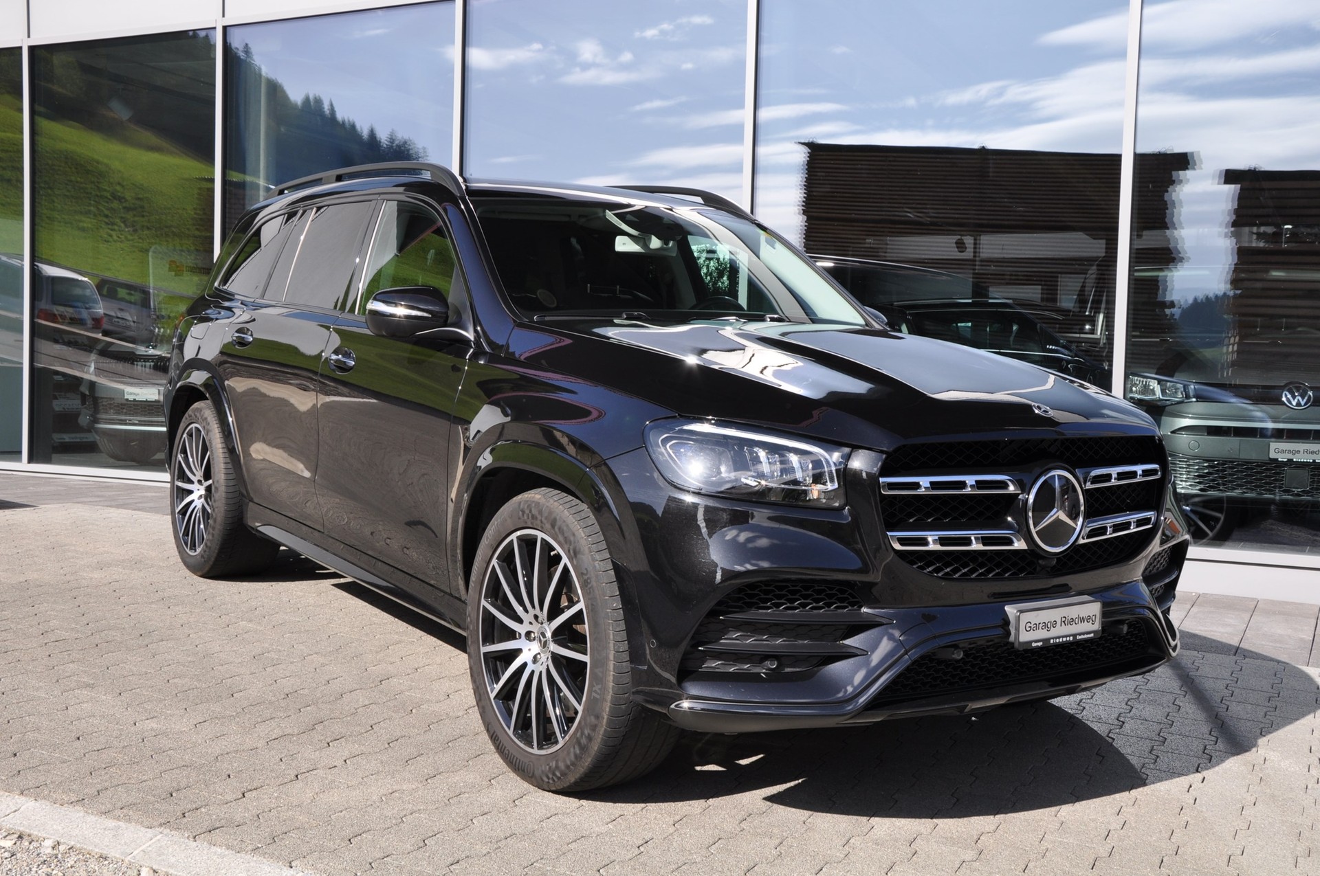 MERCEDES-BENZ GLS 400 d 4Matic AMG Line 9G-Tronic-image-7