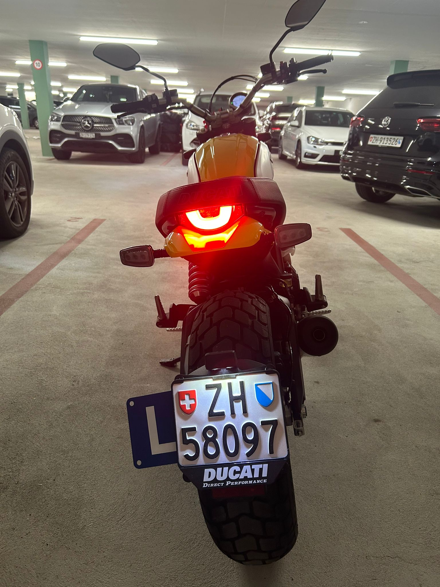 DUCATI Scrambler 803 Icon Dark (35kW)-image-3