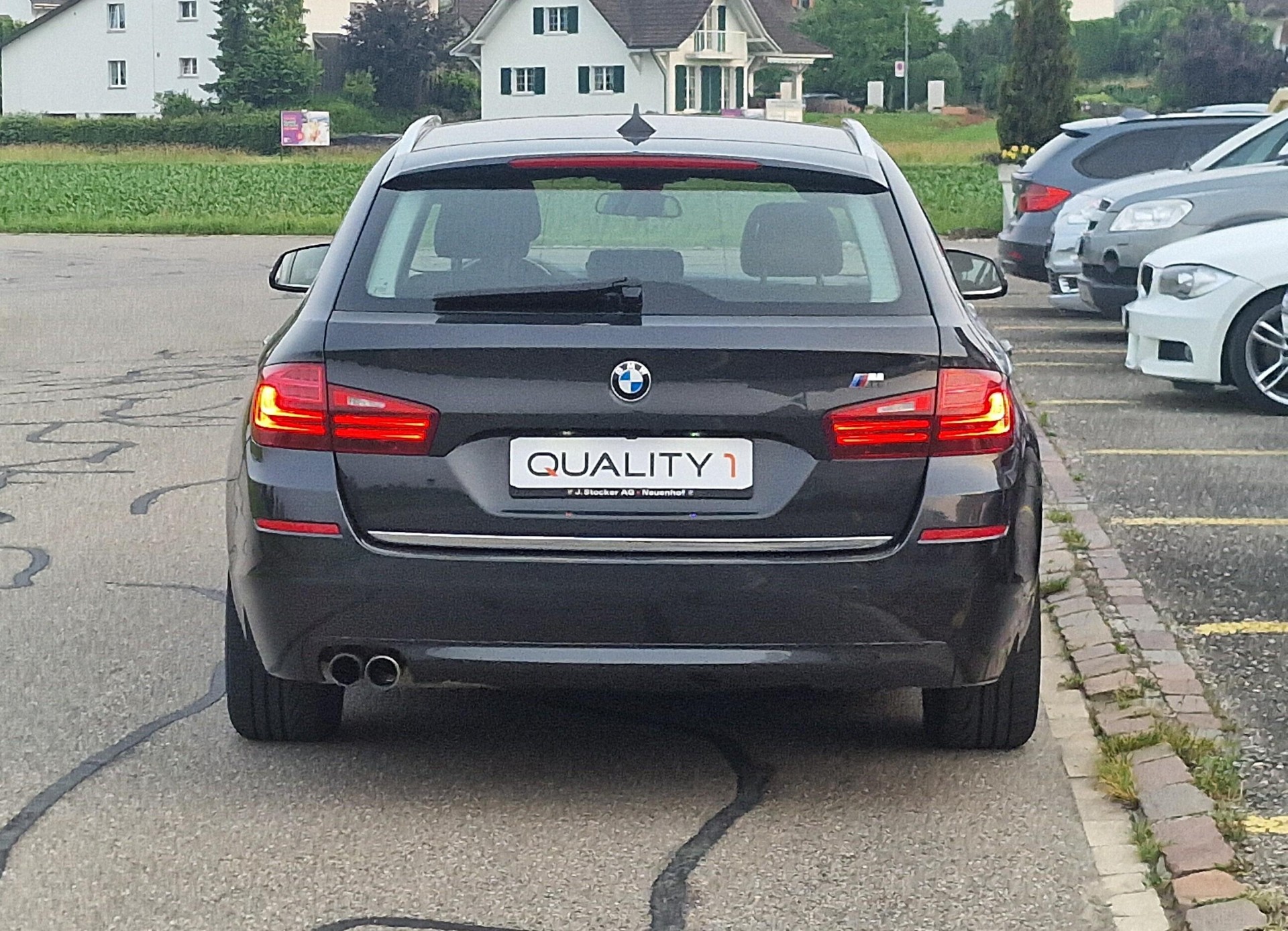 BMW 528i Touring xDrive Luxury Line Steptronic-image-5