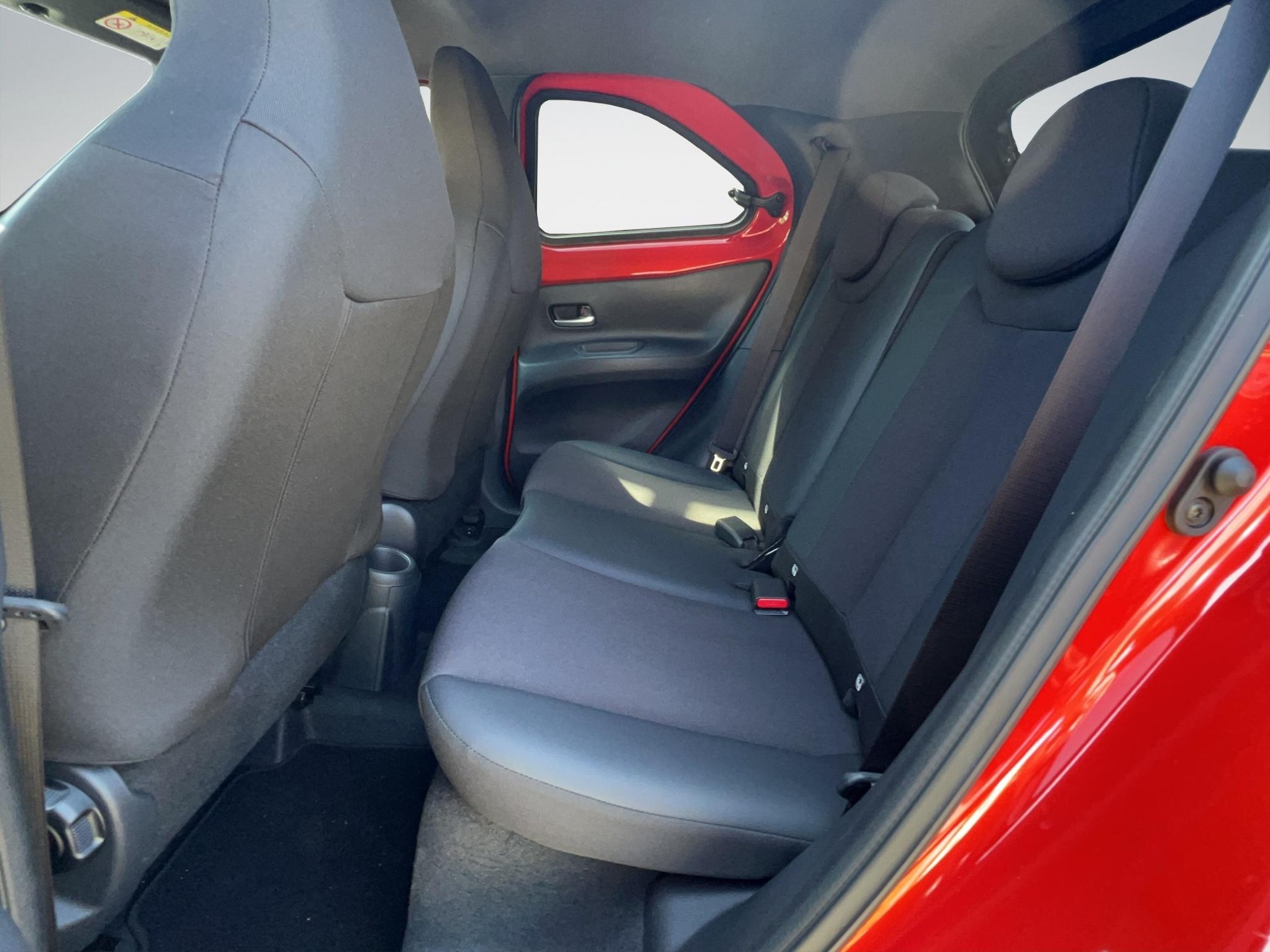 TOYOTA Aygo X 1.0 VVT-i Style-image-13