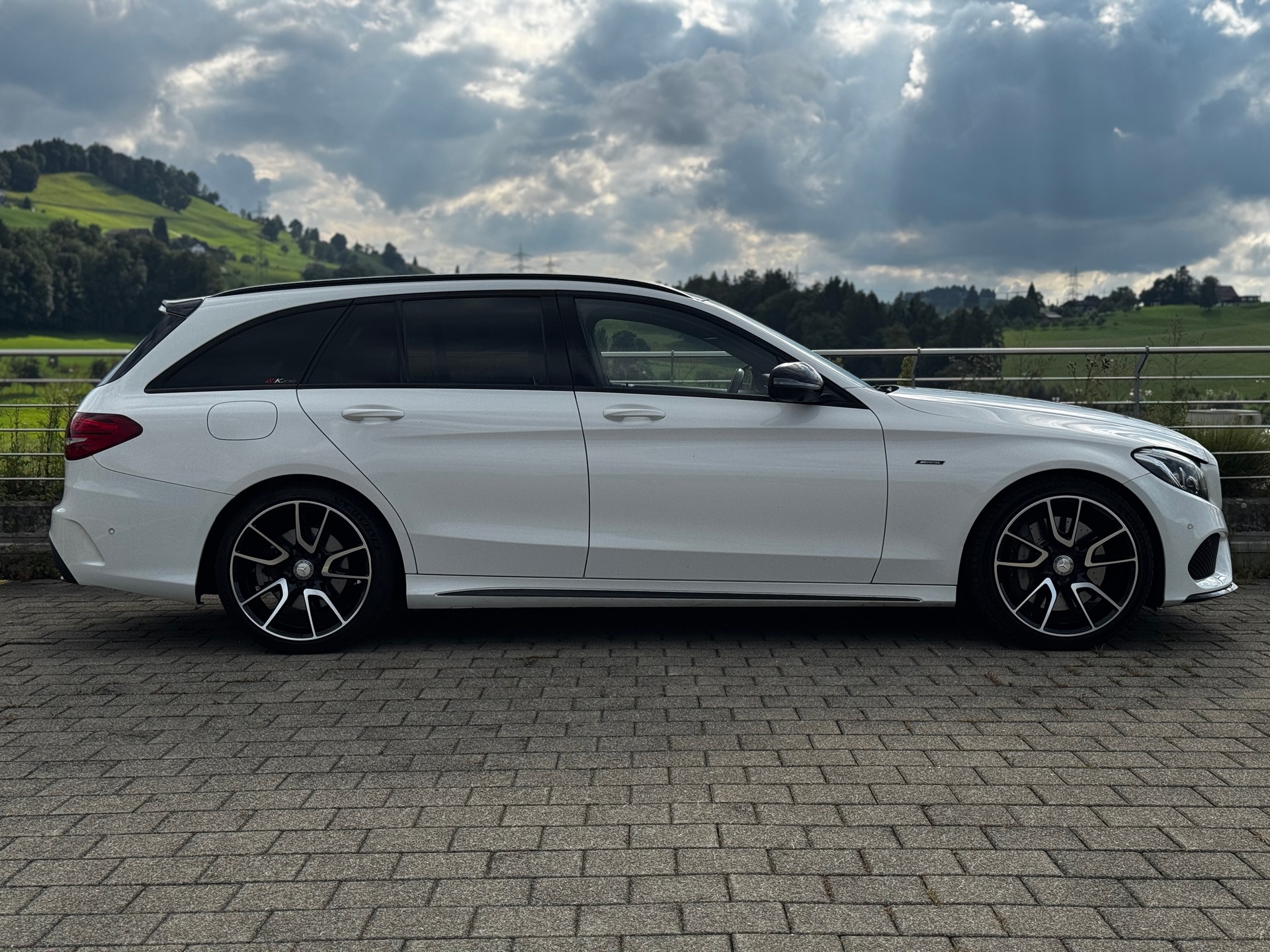 MERCEDES-BENZ C 450 AMG 4Matic 7G-Tronic-image-10