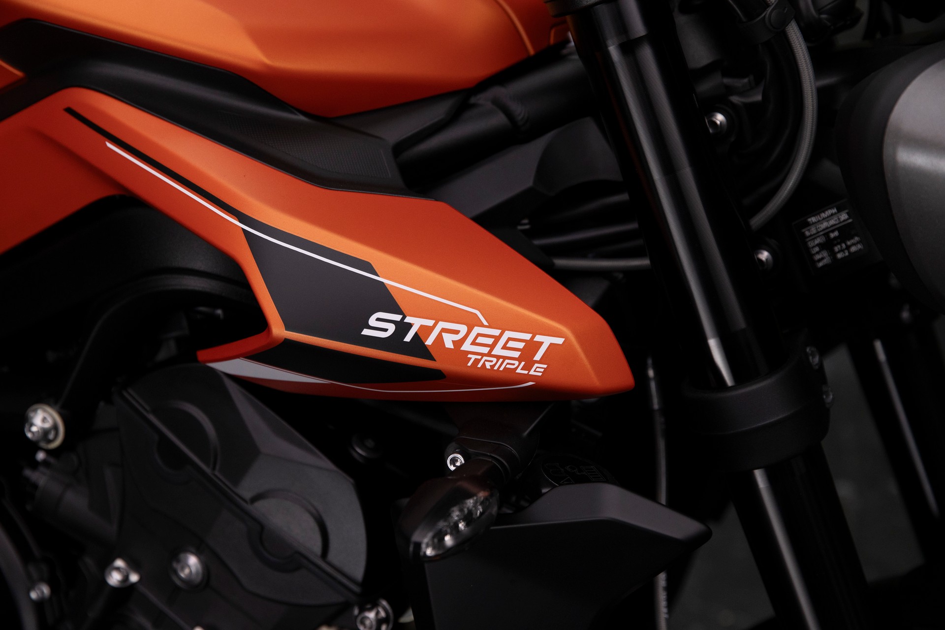 TRIUMPH Street Triple R A2-image-2