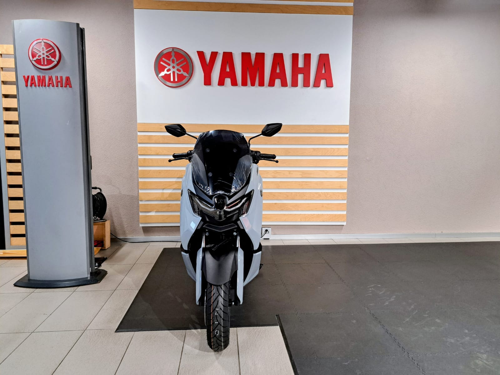 YAMAHA N-MAX GPD-image-2