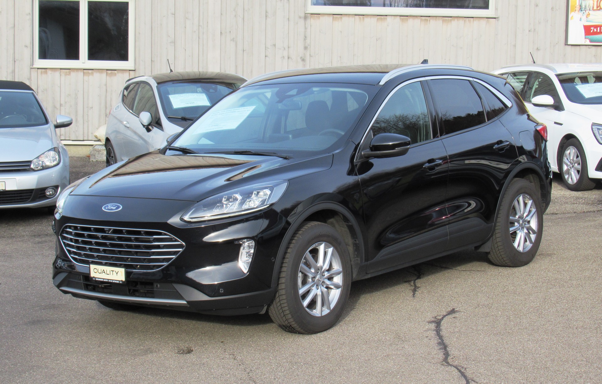 FORD Kuga 2.5 FHEV Titanium X 4WD