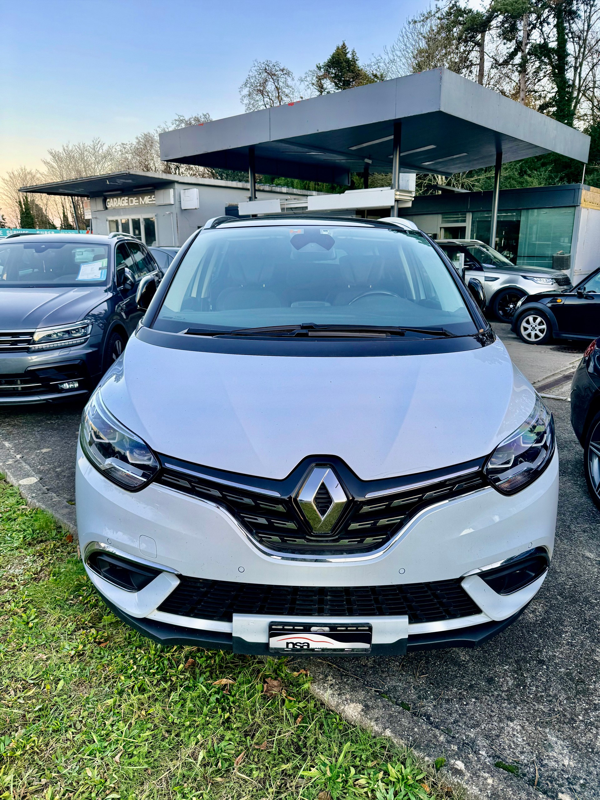 RENAULT Grand Scénic 1.3 16V Turbo Intens EDC-image-1