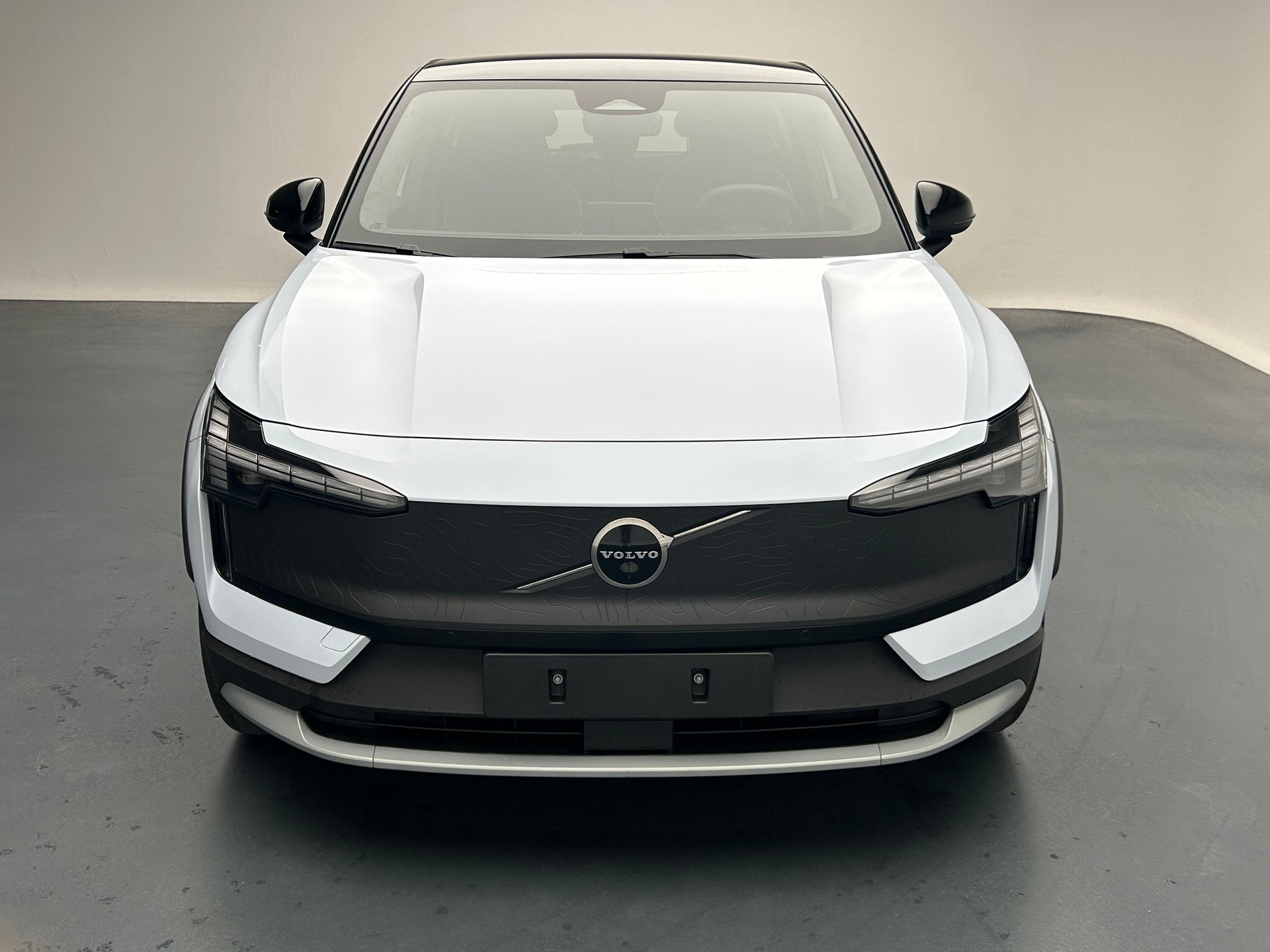 VOLVO EX30 CC E60 Twin Ultra Performance AWD-image-27