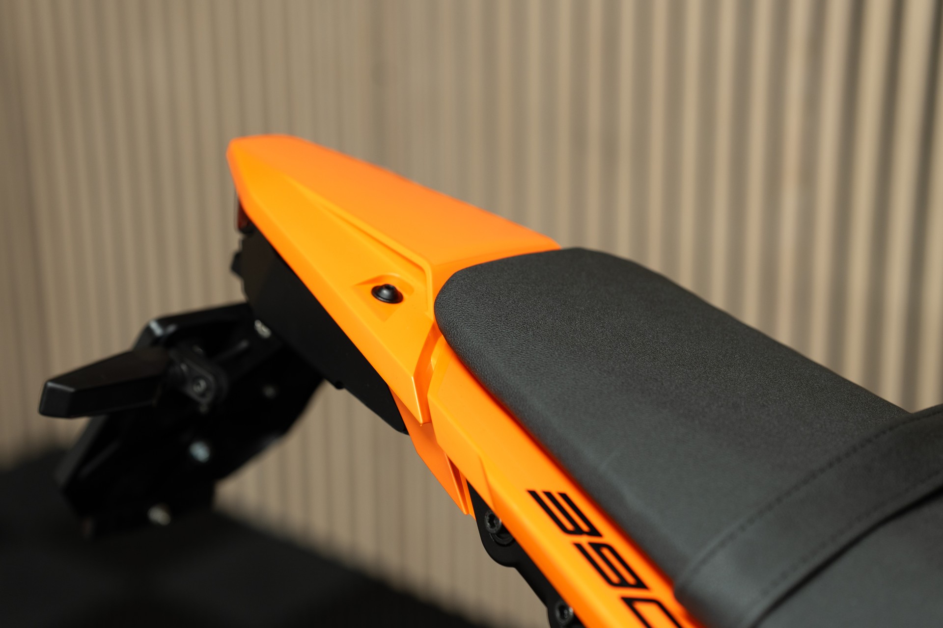 KTM 390 SMC R mit Kurzheck und SuMo-Spiegelumbau-image-5