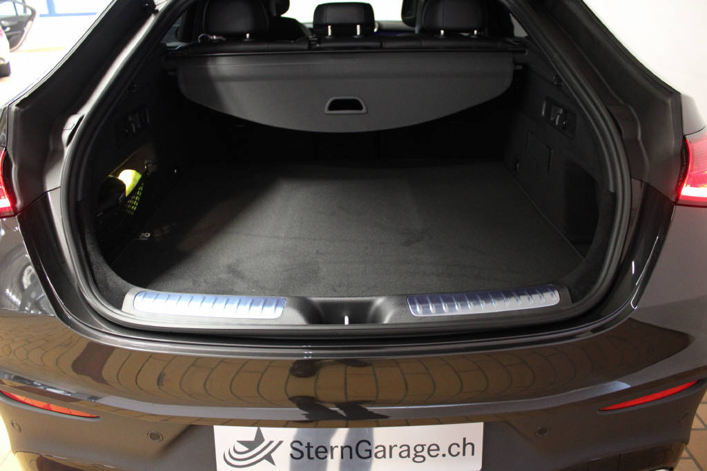 MERCEDES-BENZ GLC 300 4Matic Coupé AMG Line-showroom-element-3