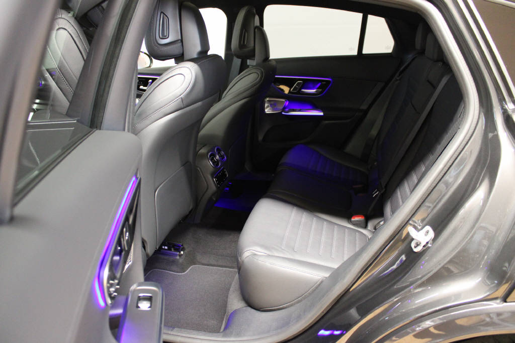 MERCEDES-BENZ GLC 300 4Matic Coupé AMG Line-image-12