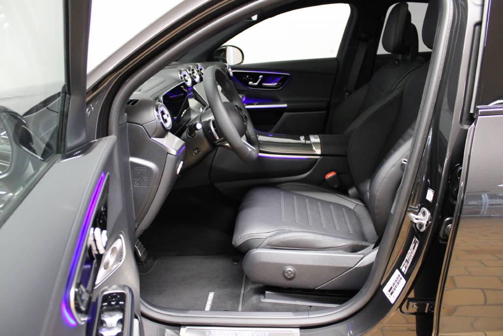 MERCEDES-BENZ GLC 300 4Matic Coupé AMG Line-image-6