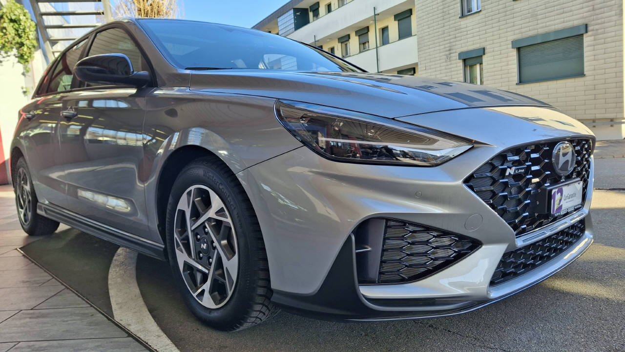 HYUNDAI i30 1.5 T-GDi N-Line-image-2