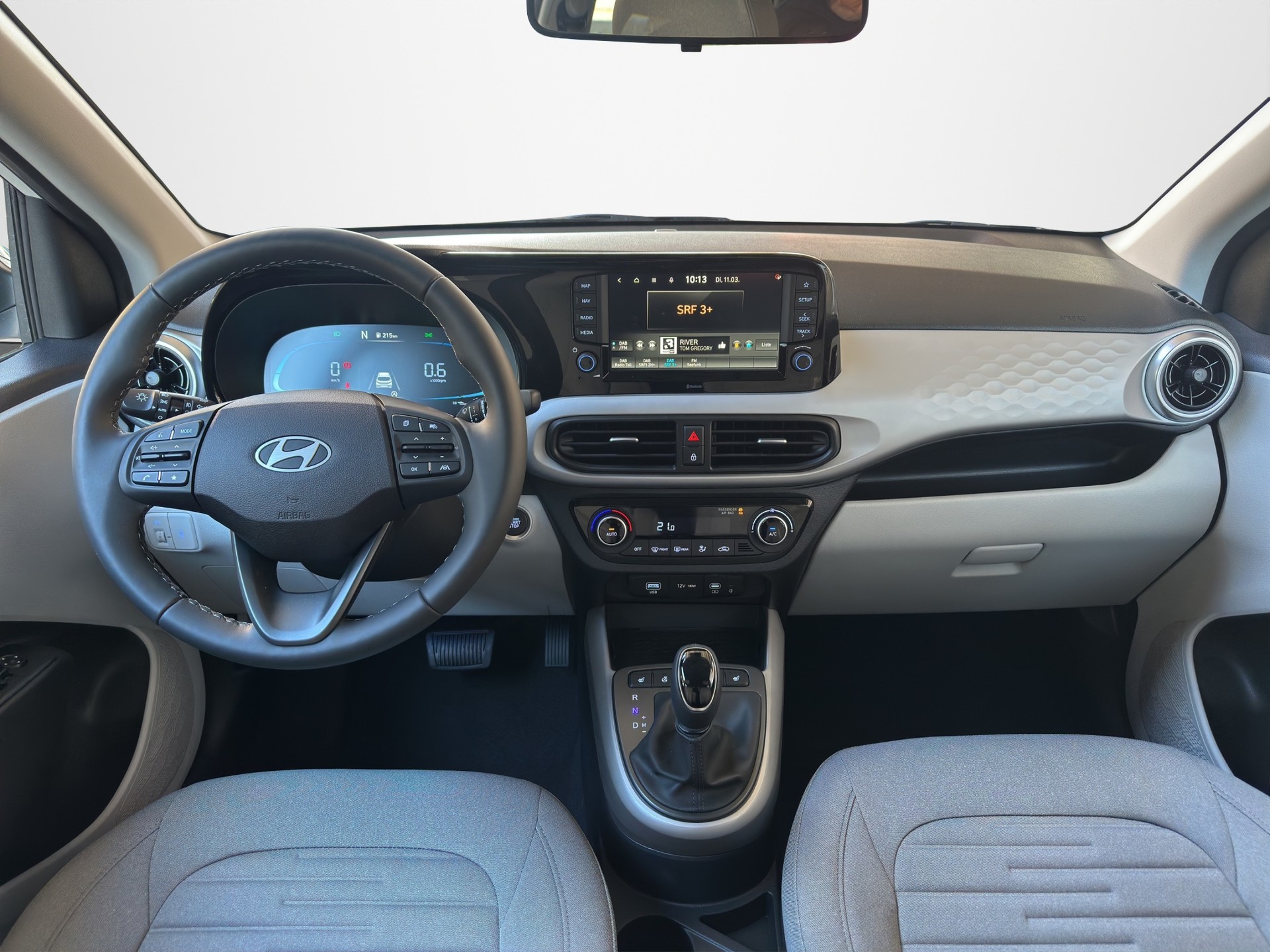HYUNDAI i10 1.2 Vertex Aut.-image-12
