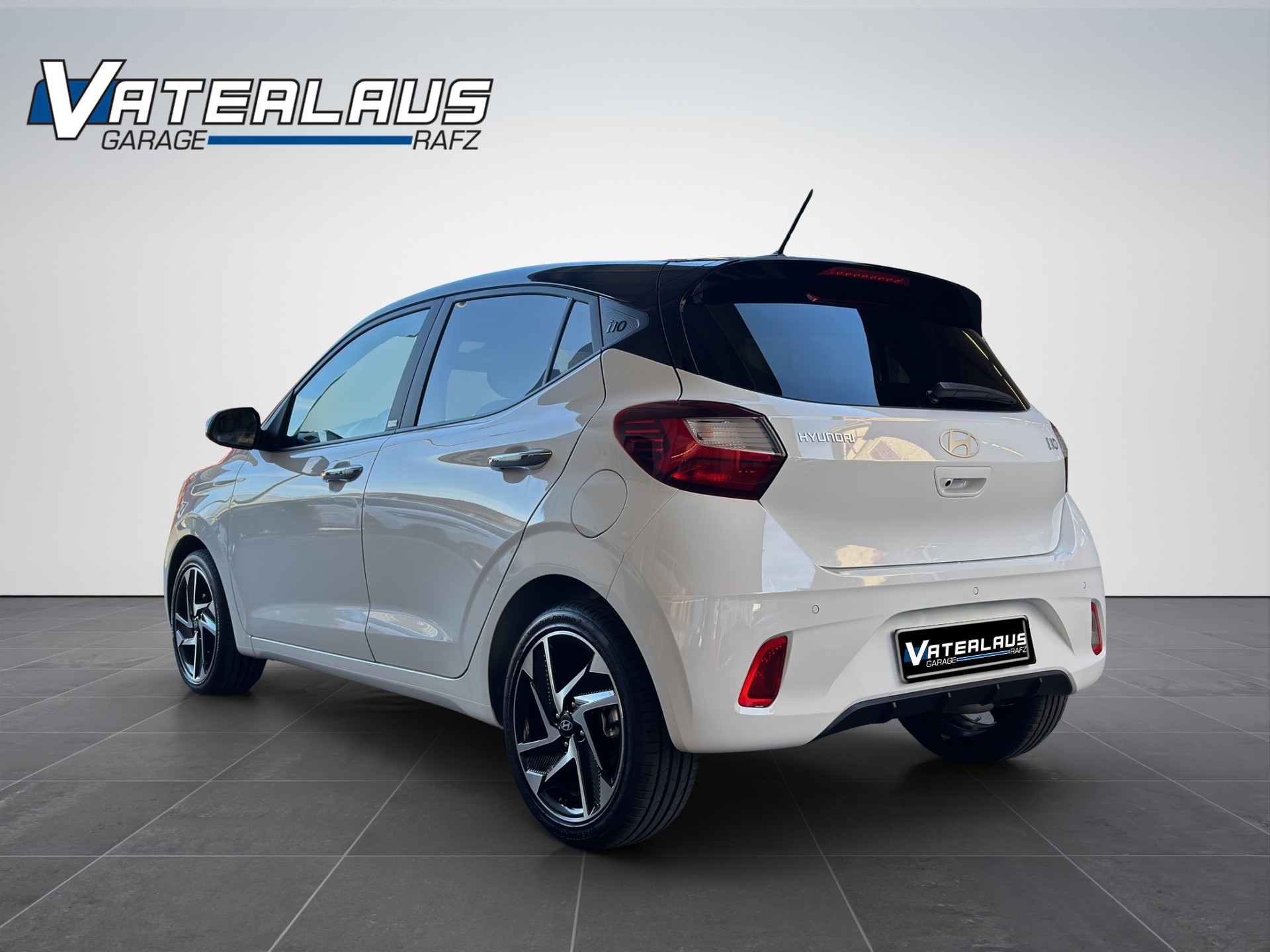 HYUNDAI i10 1.2 Vertex Aut.-showroom-element-3