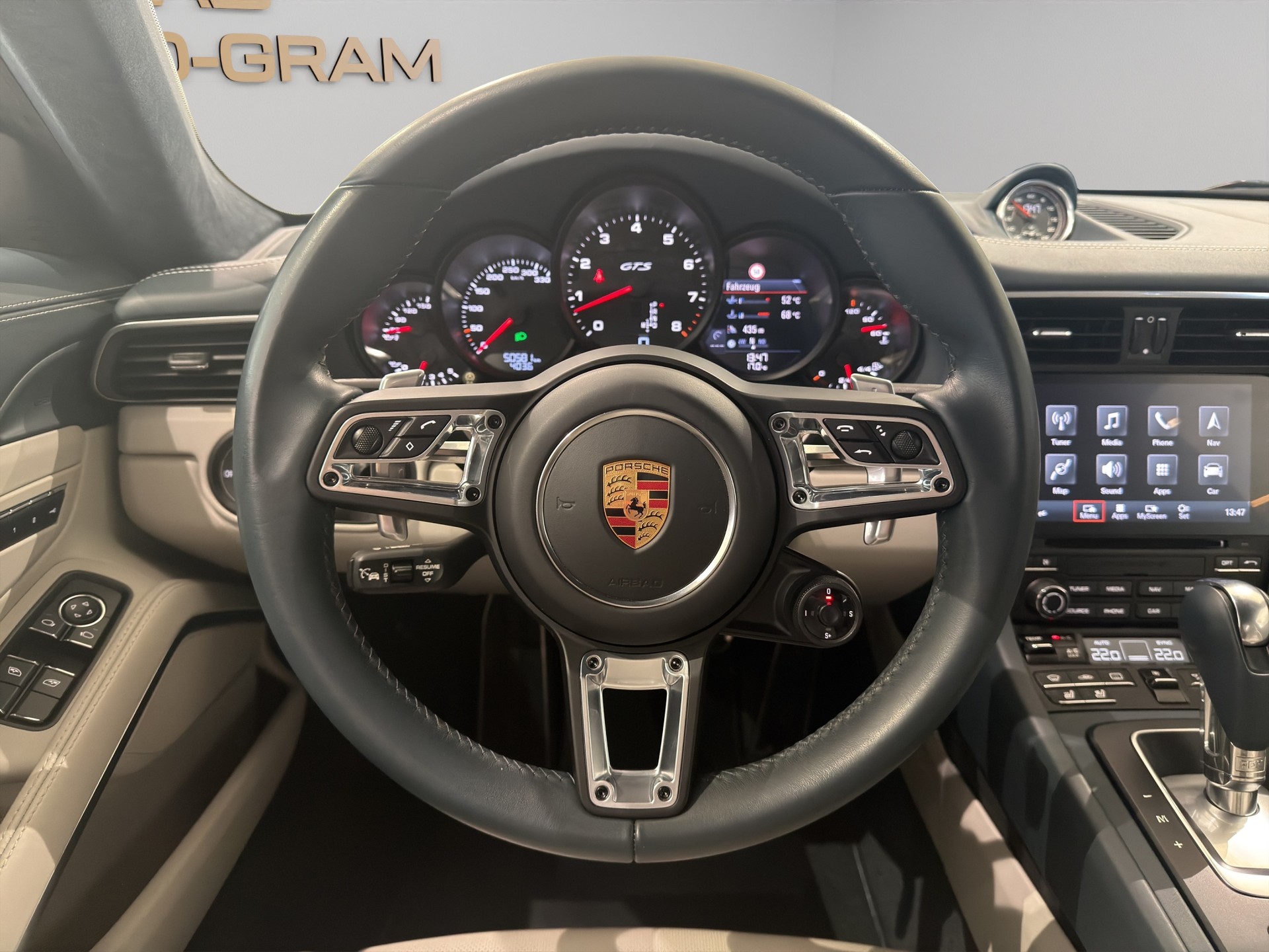 PORSCHE 911 Carrera GTS PDK-image-15