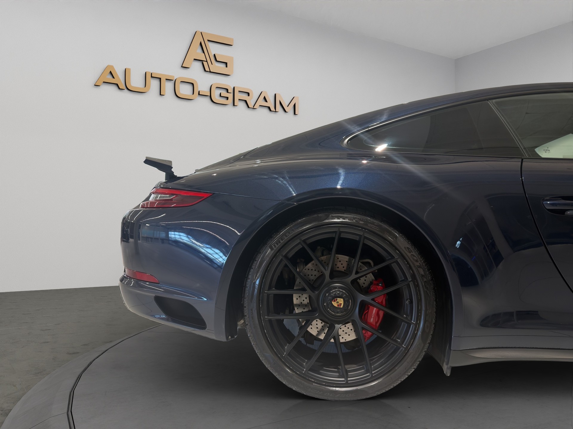 PORSCHE 911 Carrera GTS PDK-image-9