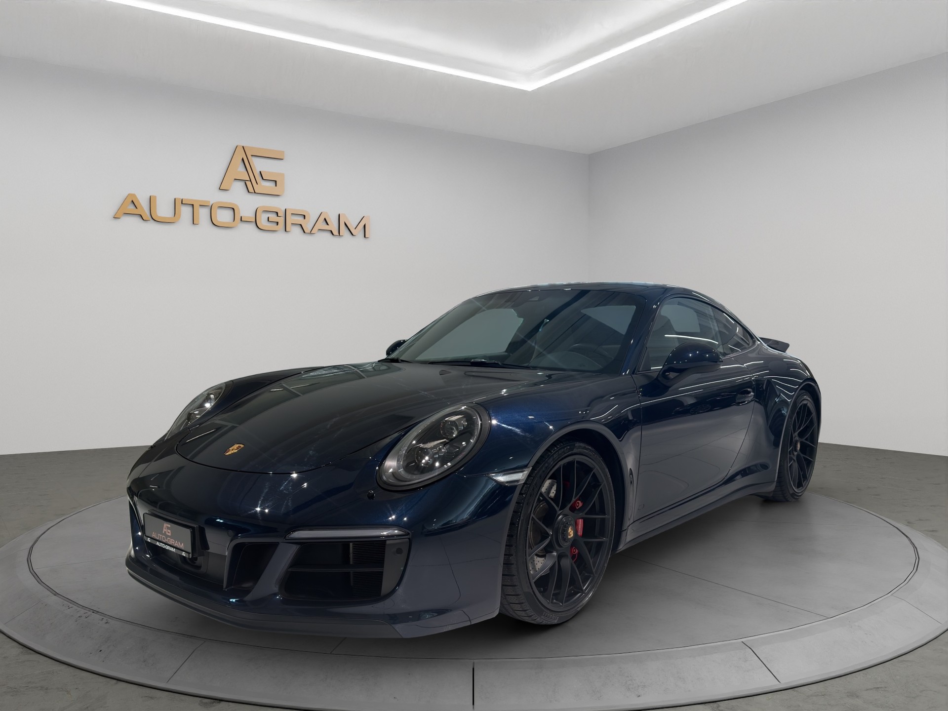 PORSCHE 911 Carrera GTS PDK
