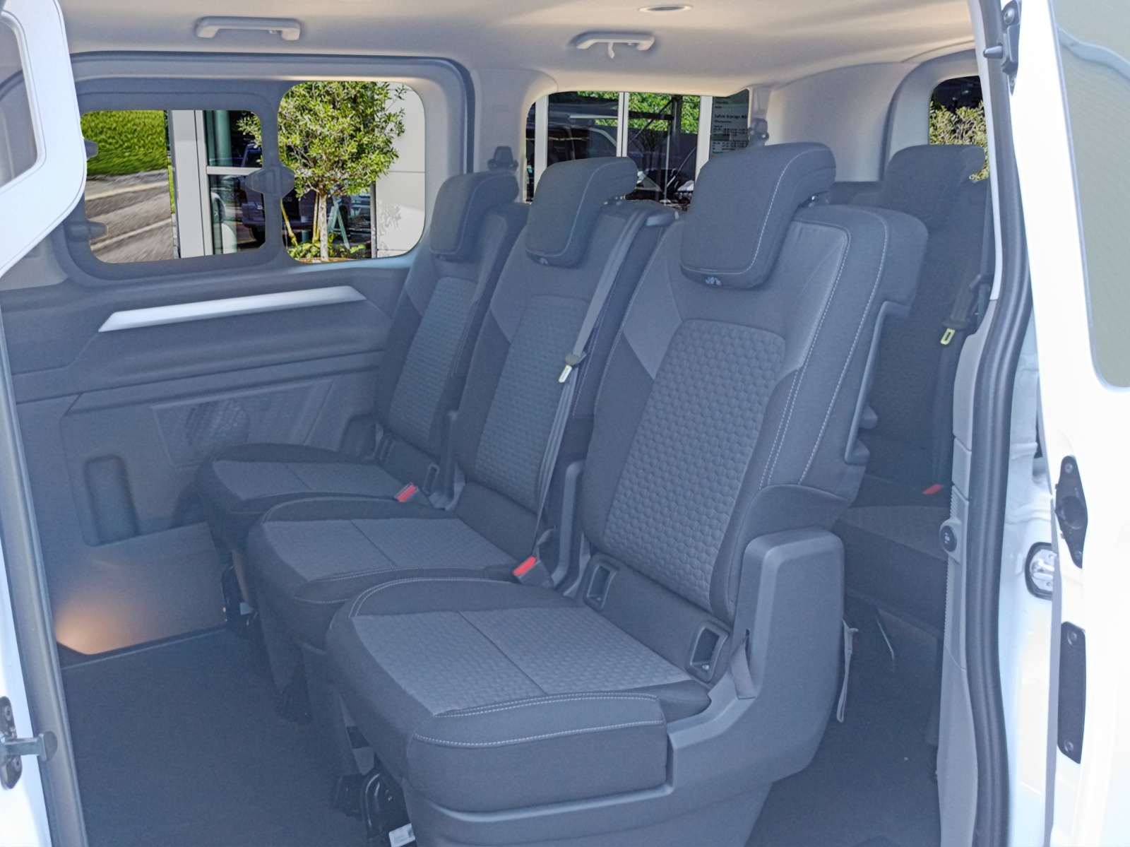 VW Caravelle 2.0 TDI Life Aut.8 4 Motion-image-20