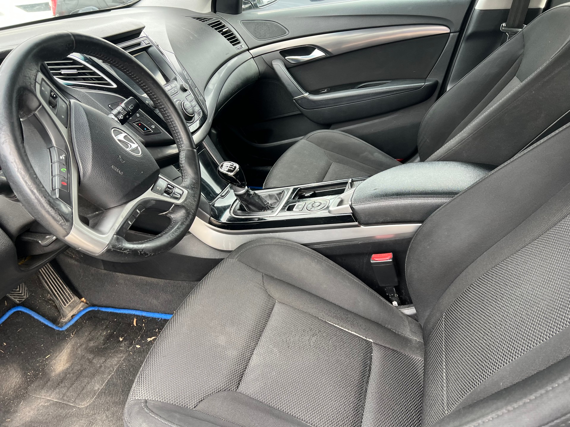 HYUNDAI i40 Wagon 1.7-image-6