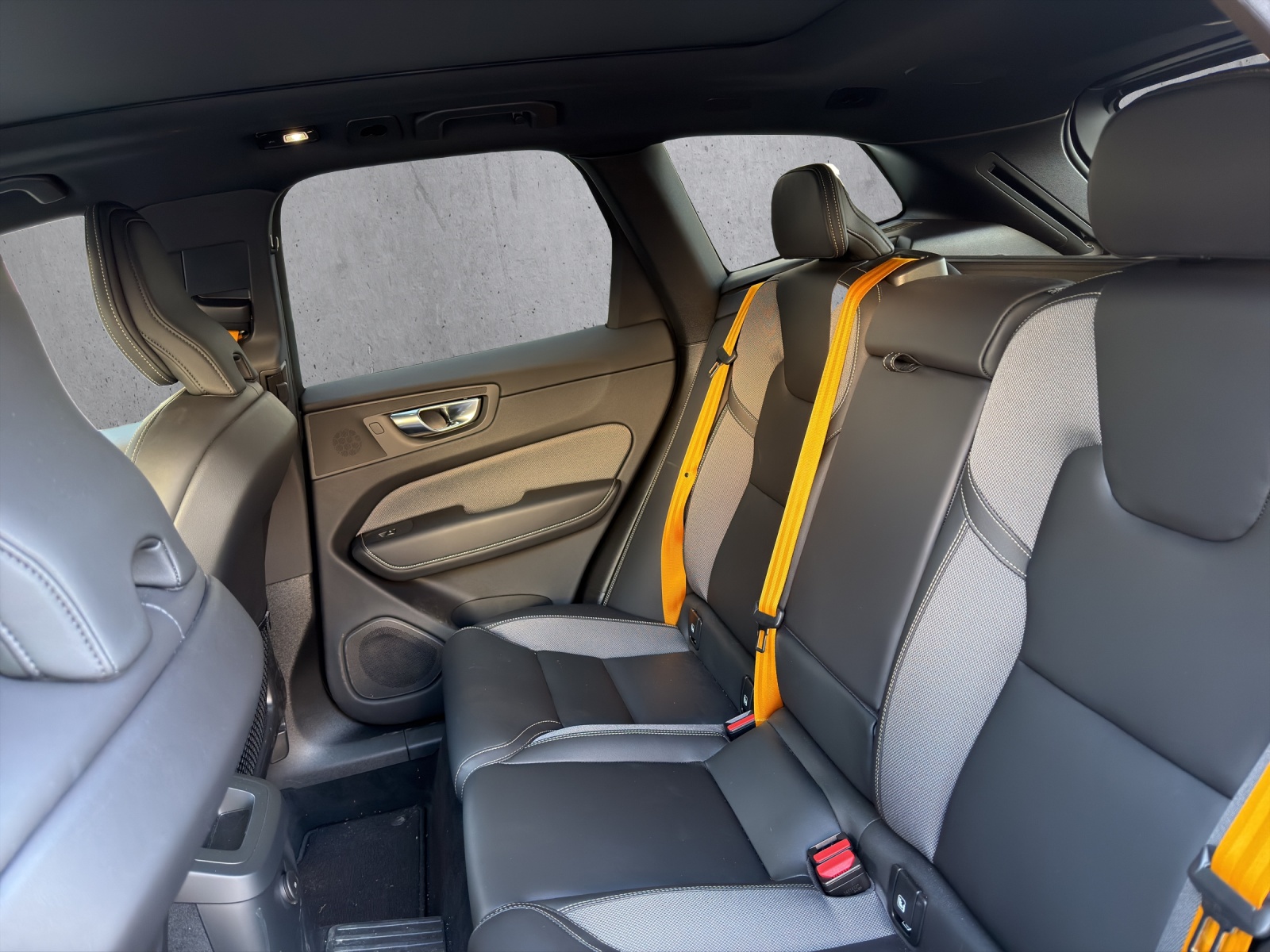 VOLVO XC60 T8 eAWD PluginHybrid Polestar Geartronic-image-14