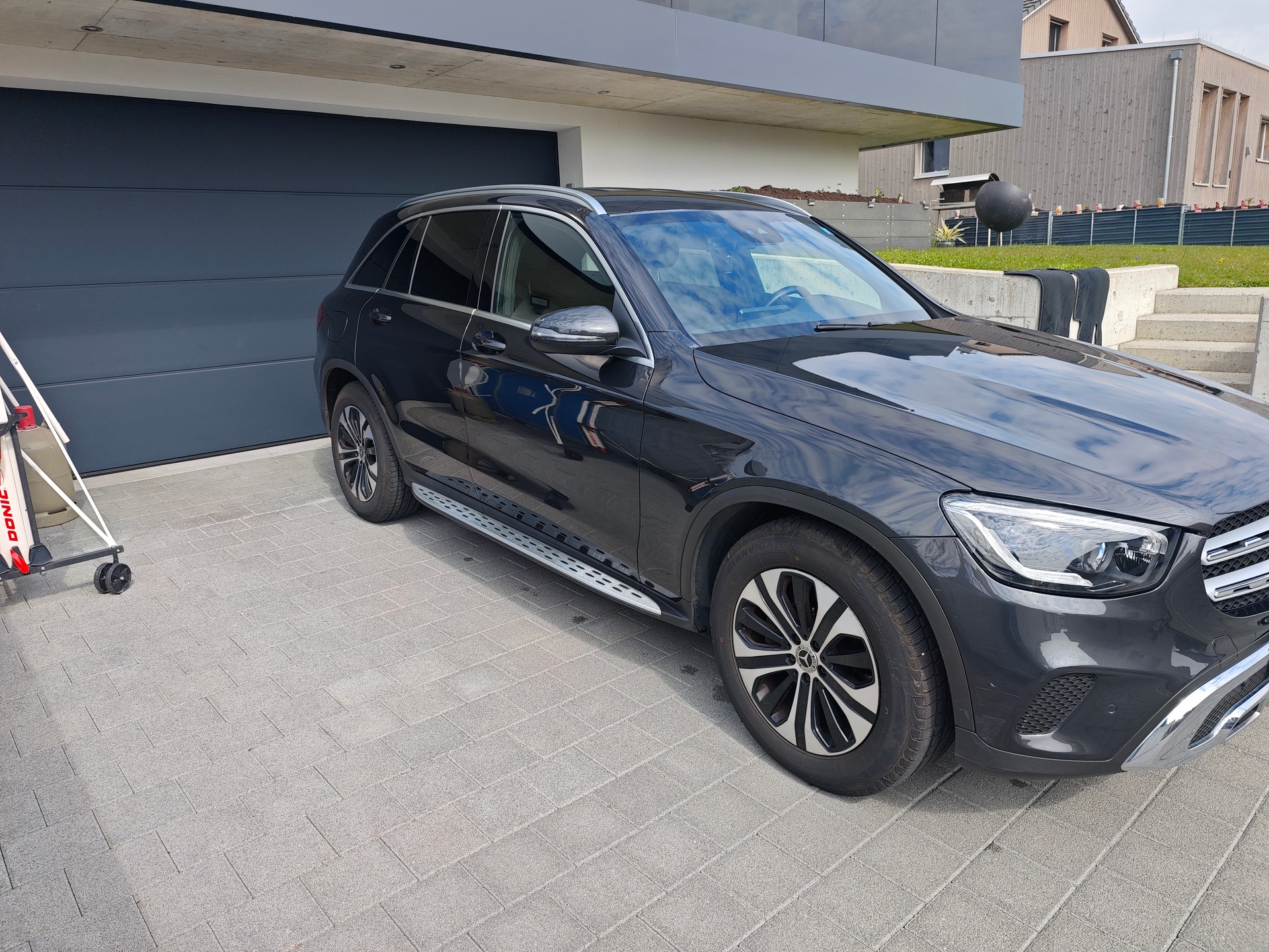 MERCEDES-BENZ GLC 220 d 4Matic 9G-Tronic-image-1