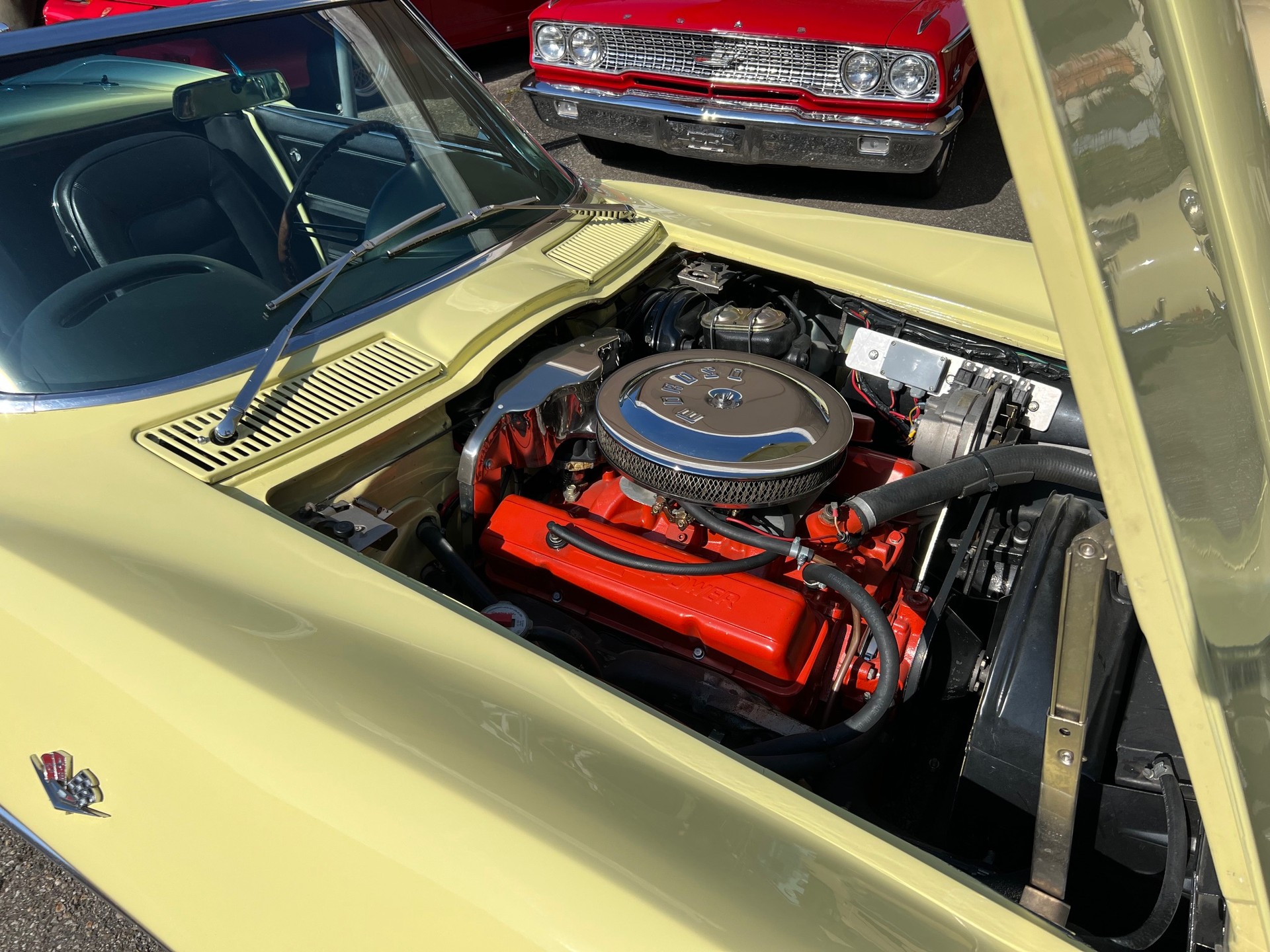 CHEVROLET Corvette C2 Stingray-image-13