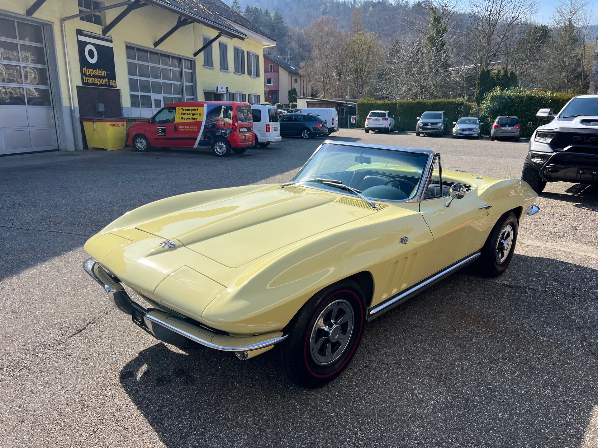 CHEVROLET Corvette C2 Stingray-image-2
