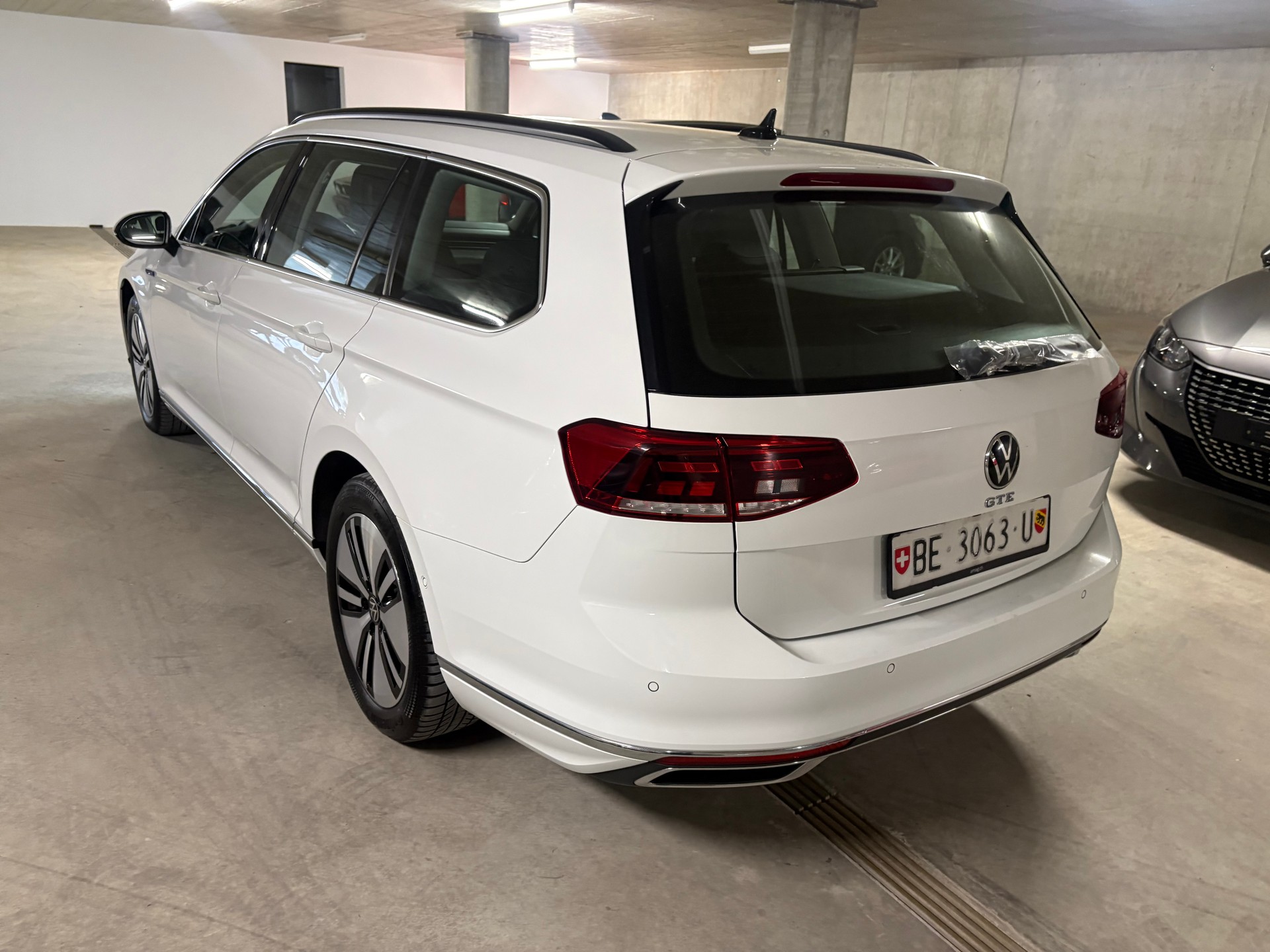 VW Passat Variant 1.4 TSI GTE Hybrid DSG-image-2