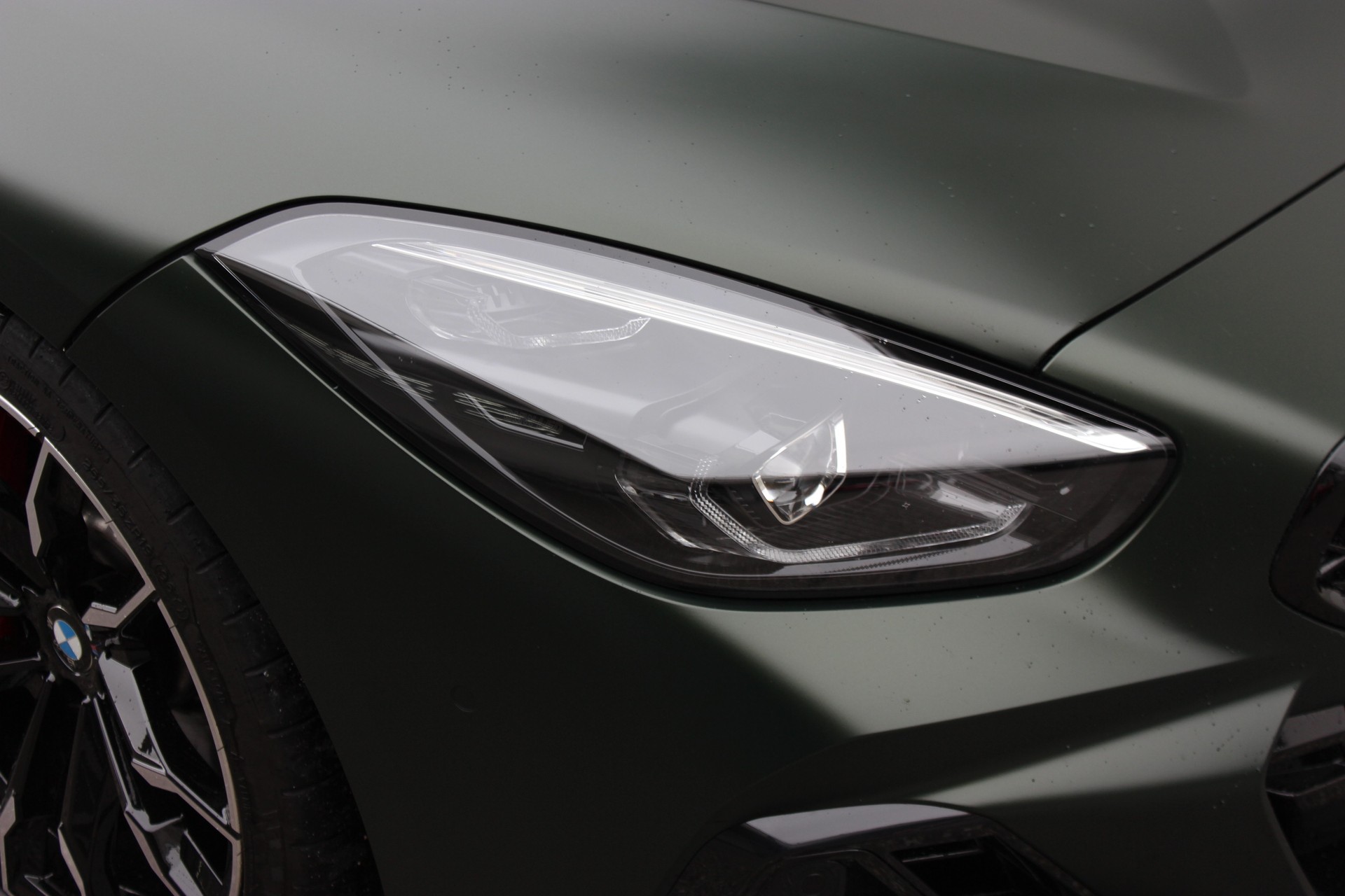 BMW Z4 M40i *FROZEN DEEP GREEN metallic*-image-7