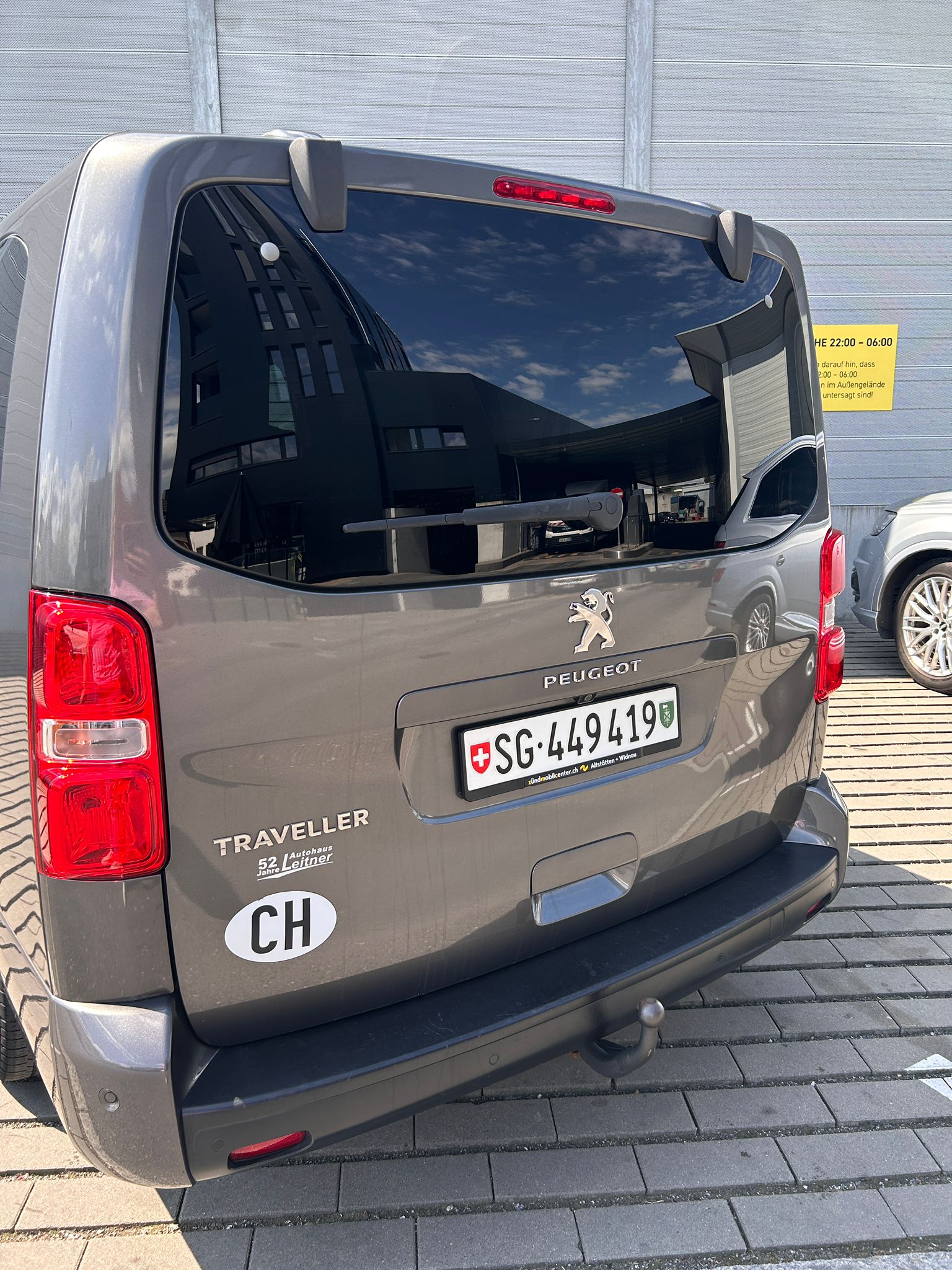 PEUGEOT Traveller 2.0 BlueHDi Active Long S/S-image-2