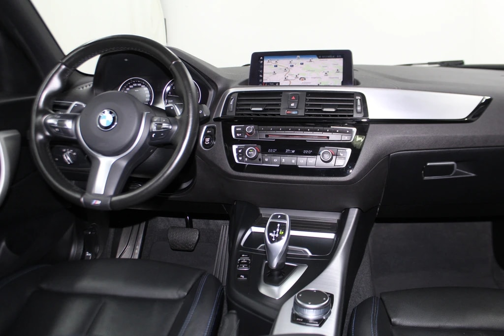 BMW M140i xDrive Steptronic / CH-Fahrzeug-image-12