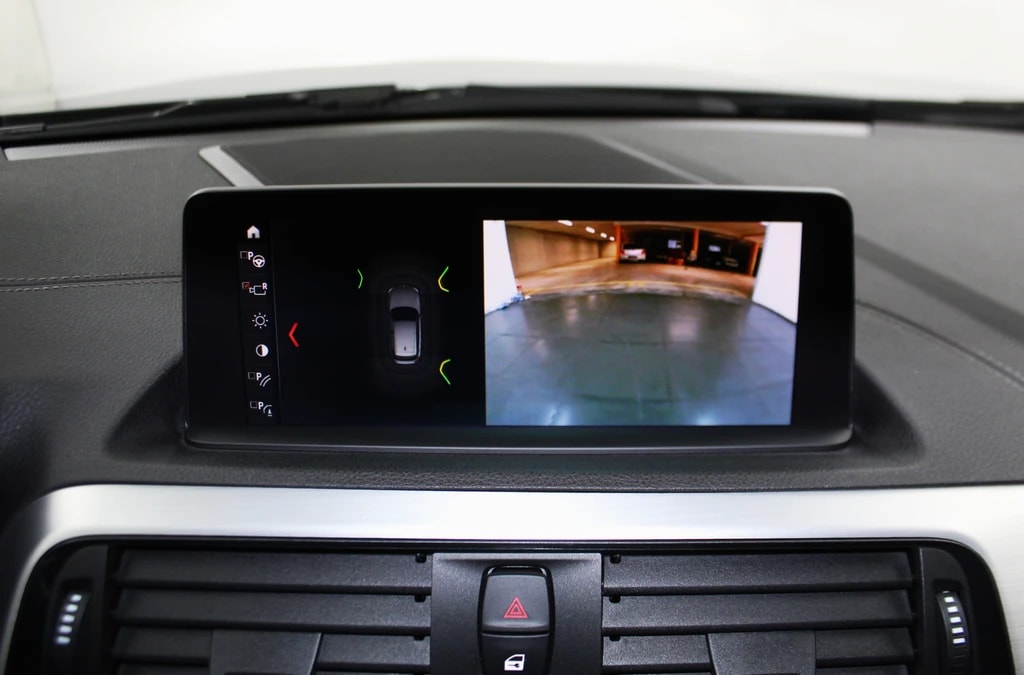 BMW M140i xDrive Steptronic / CH-Fahrzeug-image-24