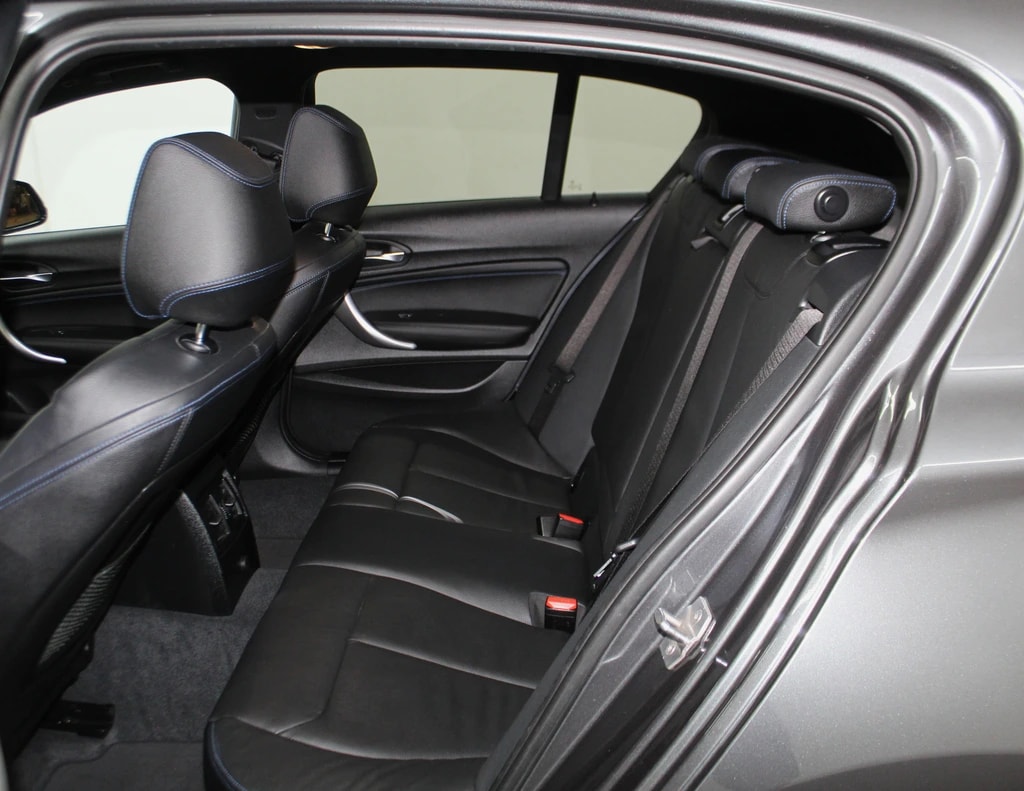 BMW M140i xDrive Steptronic / CH-Fahrzeug-image-9