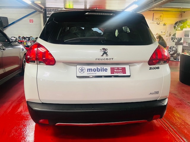 PEUGEOT 2008 1.6 VTI Allure-image-7