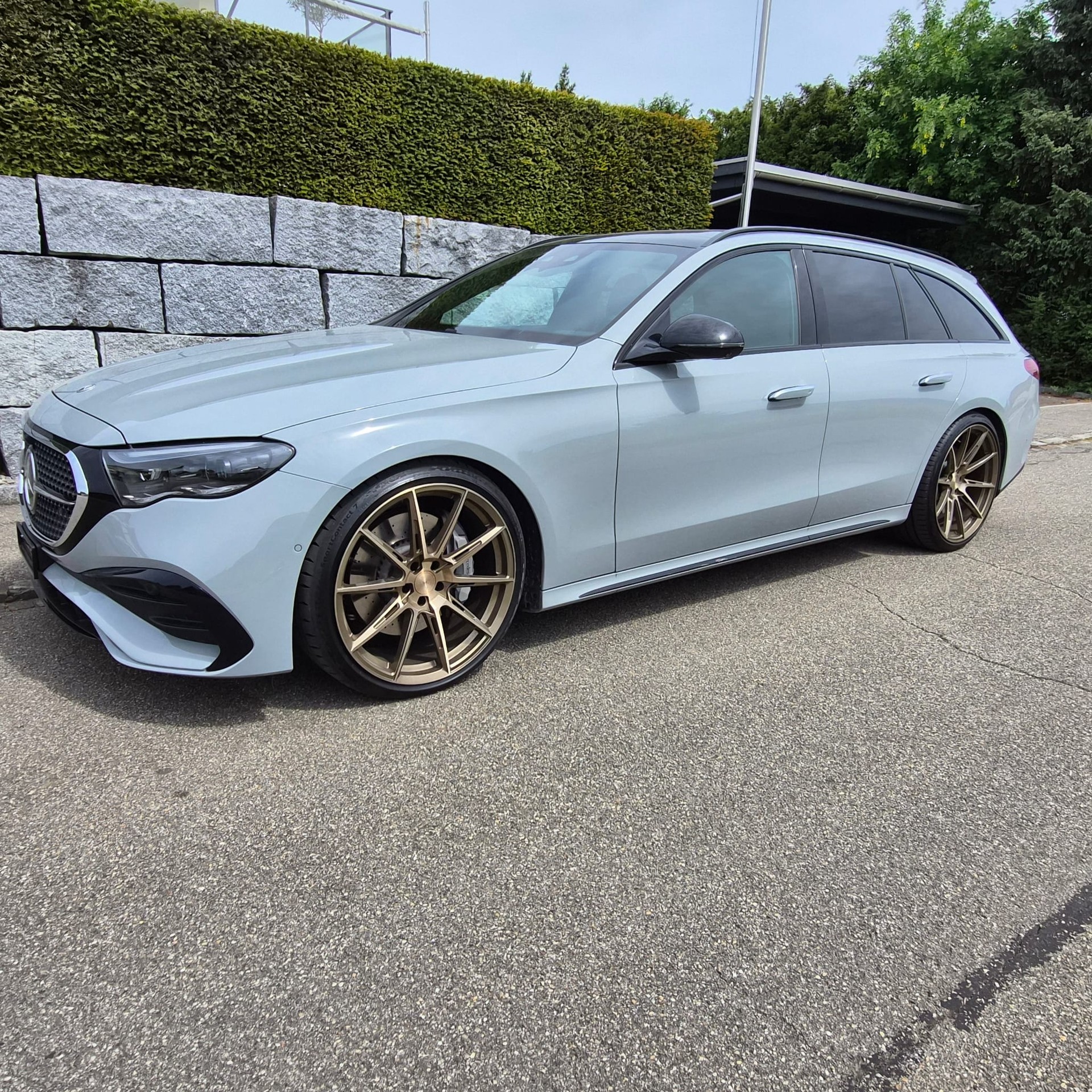 MERCEDES-BENZ E 450 d AMG Line 4matic-image-4