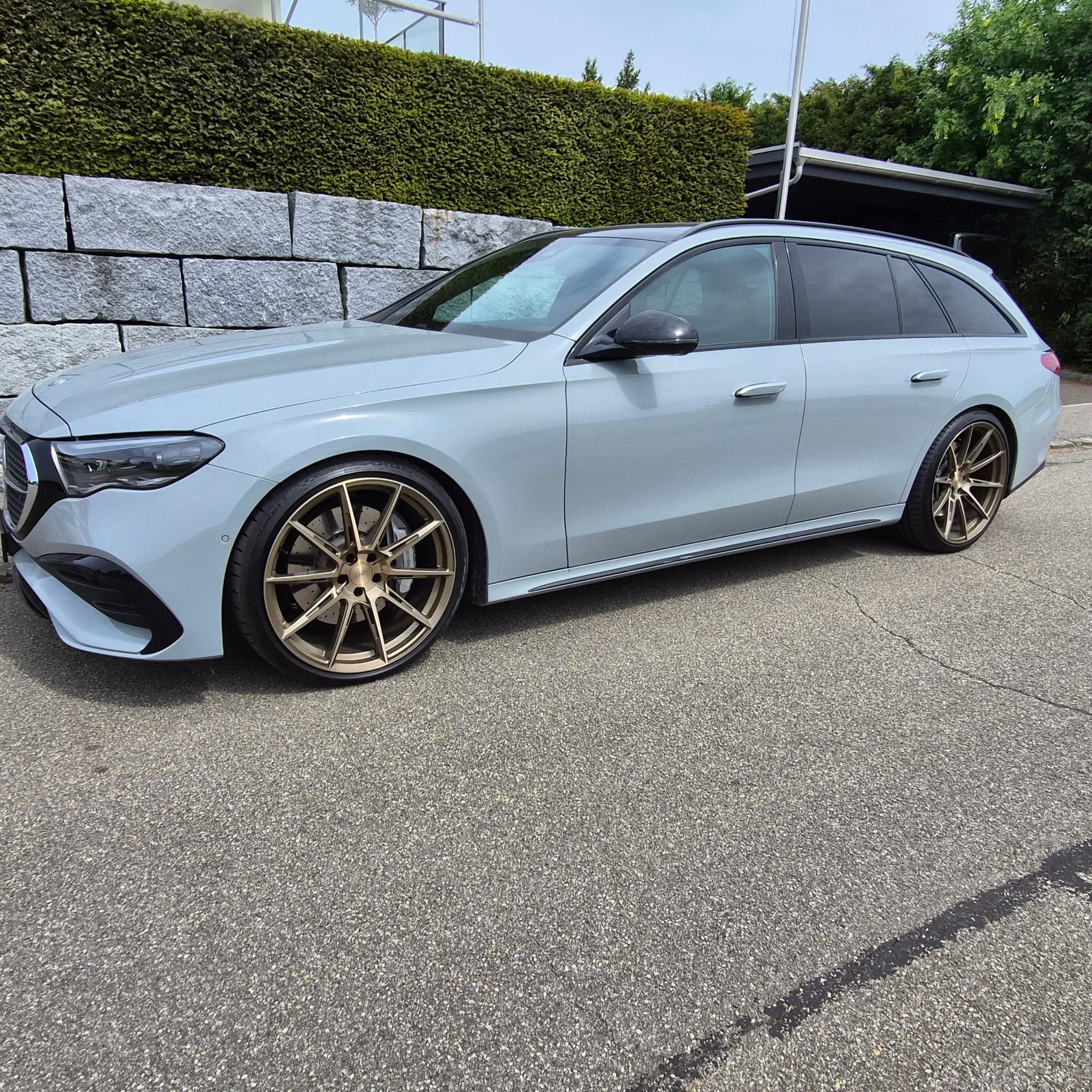 MERCEDES-BENZ E 450 d AMG Line 4matic-image-3