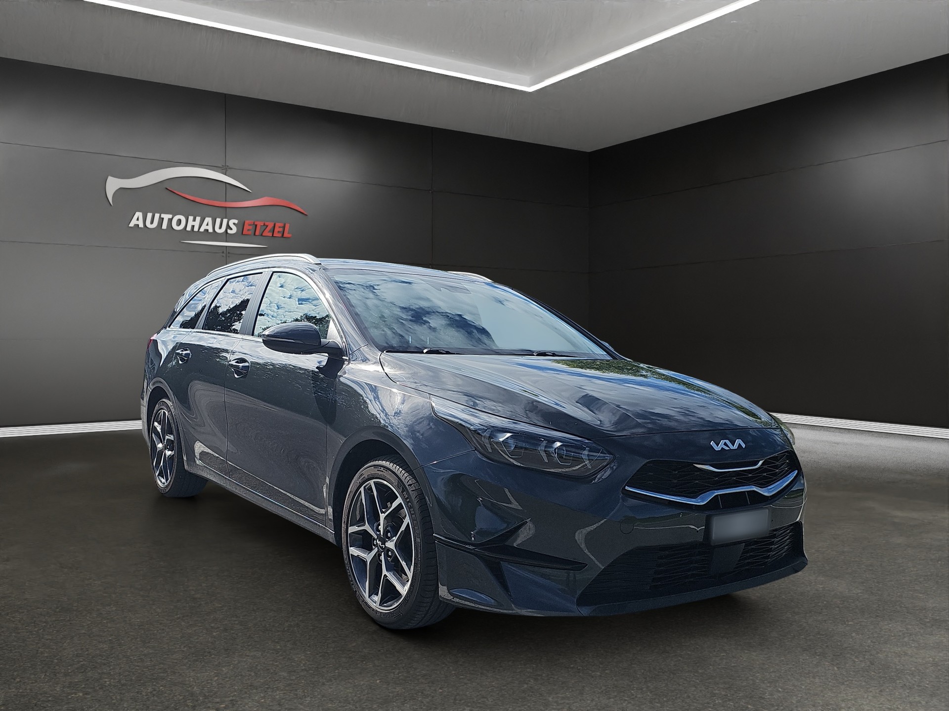 KIA Ceed Sportswagon 1.5 T-GDi Power DCT-image-2