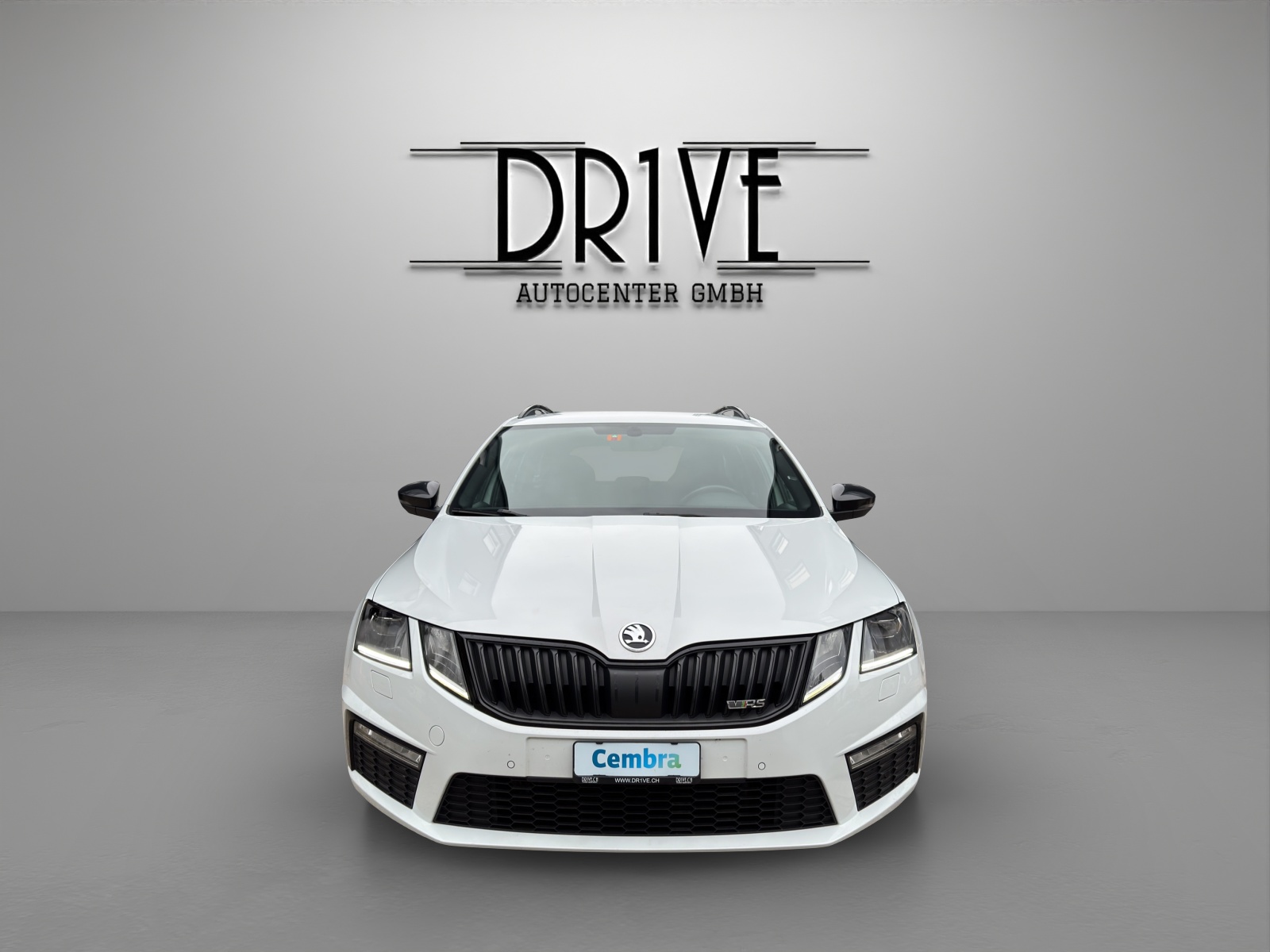 SKODA Octavia Combi 2.0 TSI RS DSG-showroom-element-1