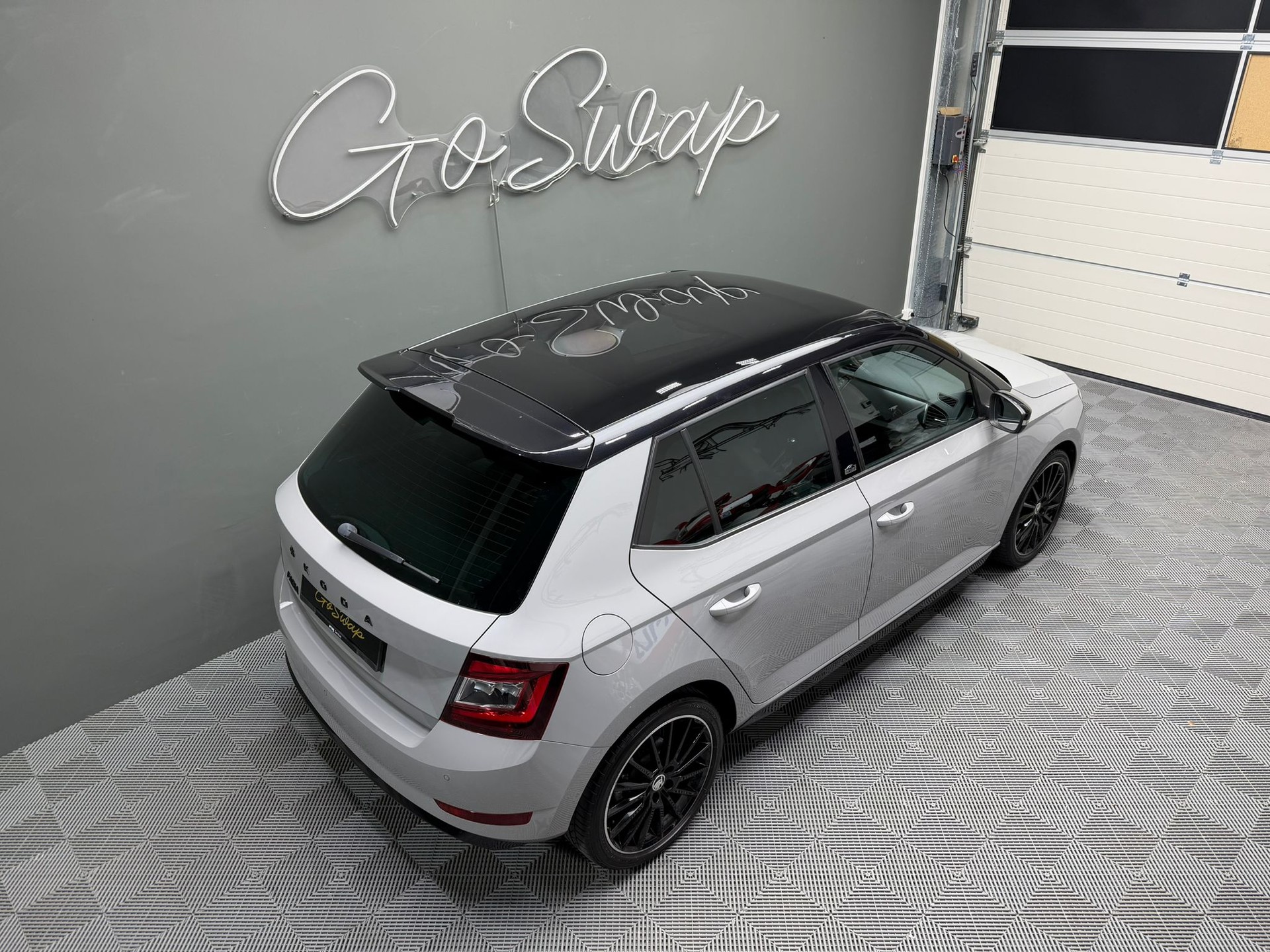 SKODA Fabia 1.0 TSI Monte Carlo DSG-image-4