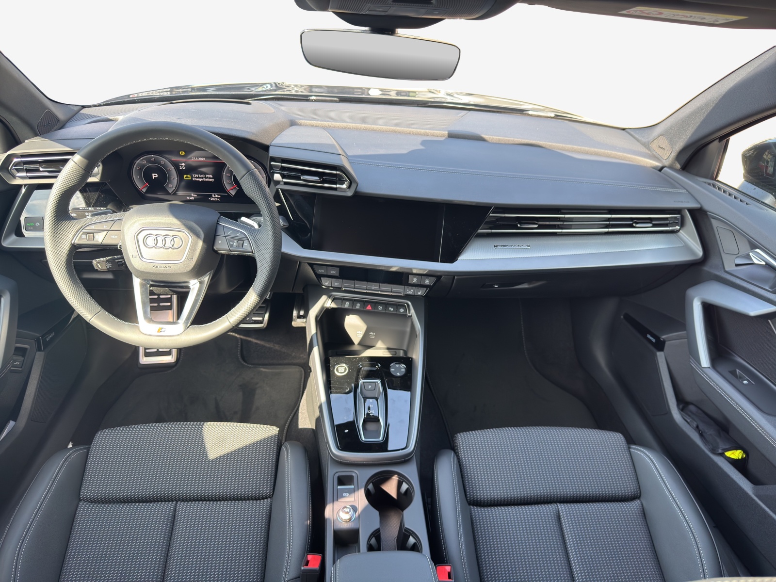 AUDI A3 Sportback TFSI 150 kW quattro S line S tronic-image-8