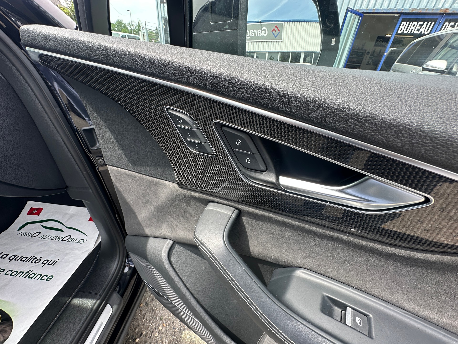 AUDI SQ7 4.0 TDI quattro tiptronic-image-31