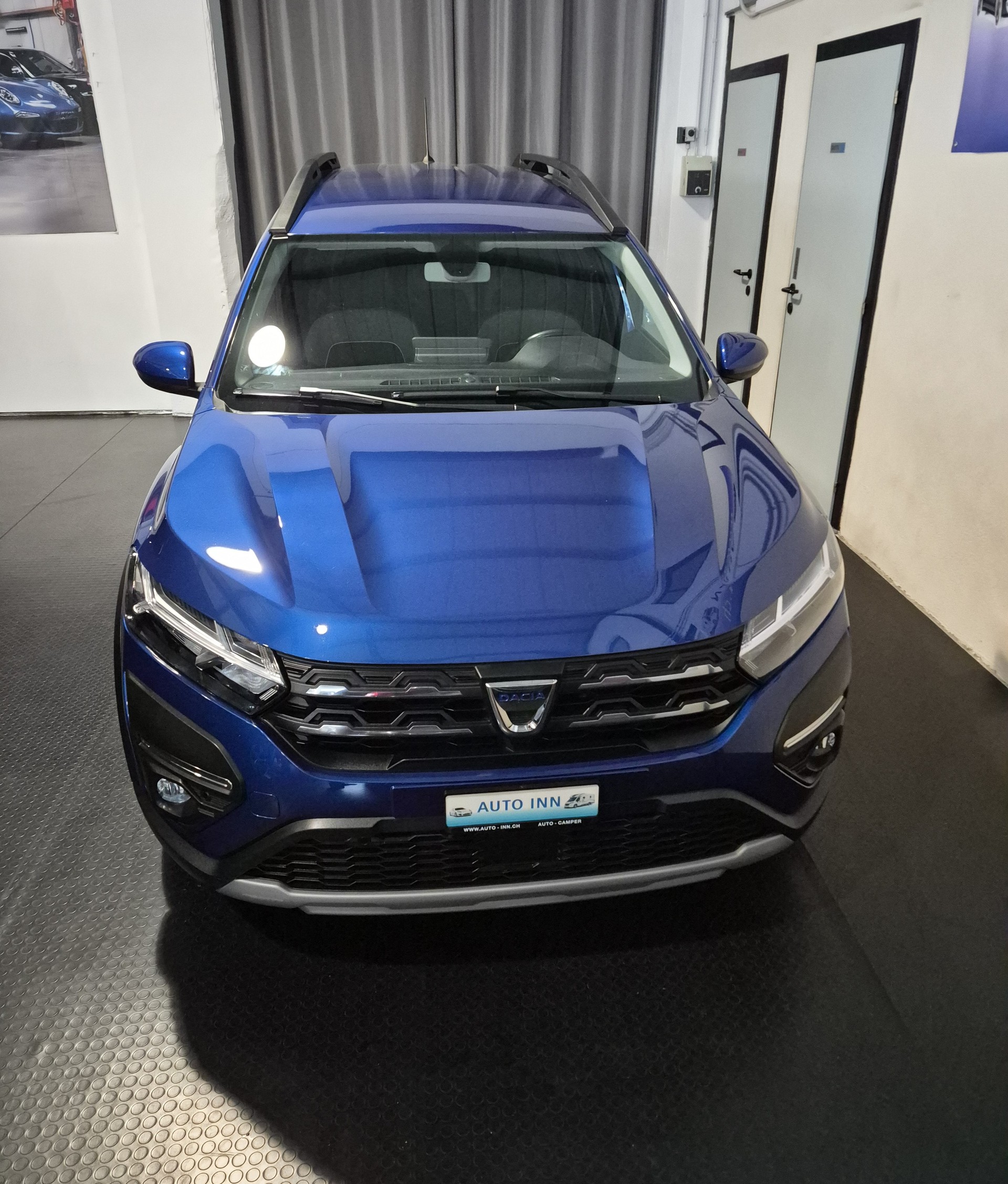 DACIA Jogger TCe 110 Extreme - 7 POSTI-image-1