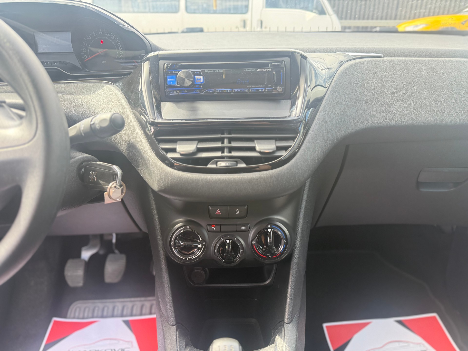 PEUGEOT 208 1.0 VTi Access-image-7