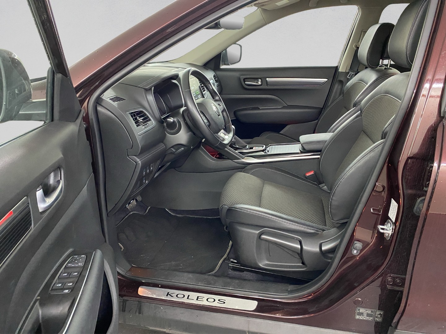 RENAULT Koleos 2.0 dCi Techno 4WD Xtronic CVT-image-6